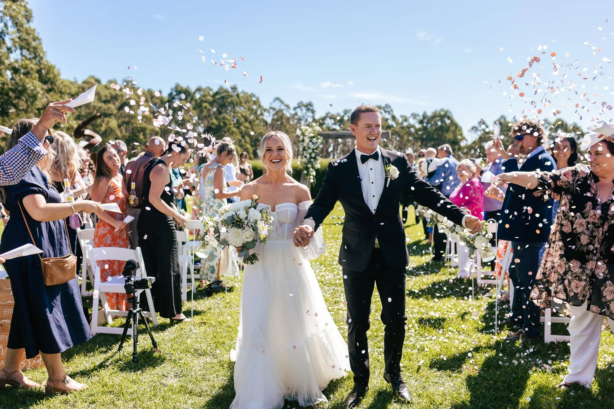 KOVACMOMENTS_TaylorWeddingPreview-147 (1).jpg