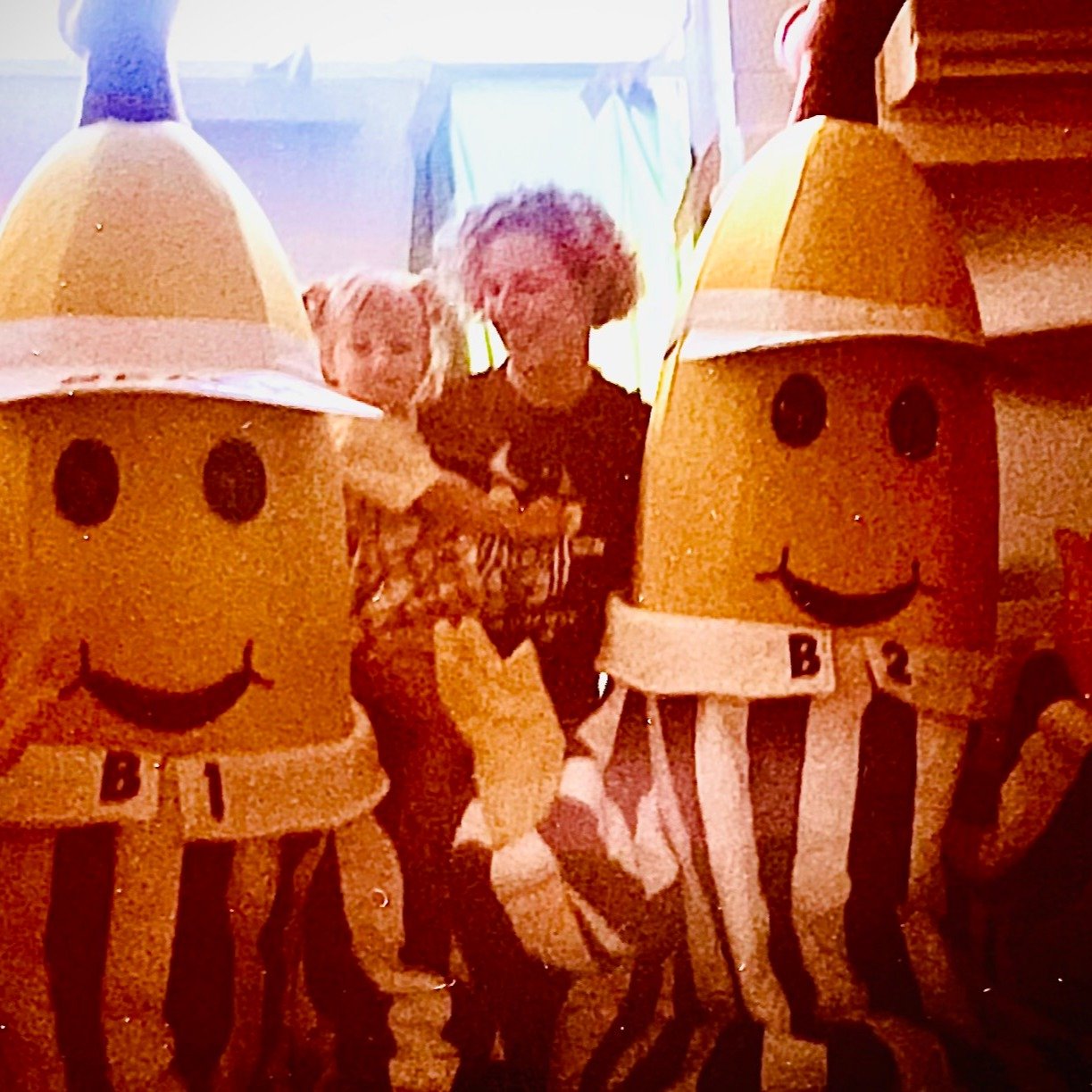 Creating events that stop a 3-year-old in her [talking] tracks. 

We blog quite a lot. 

Subscribe on LinkedIn https://www.linkedin.com/build-relation/newsletter-follow?entityUrn=7424613581373145088