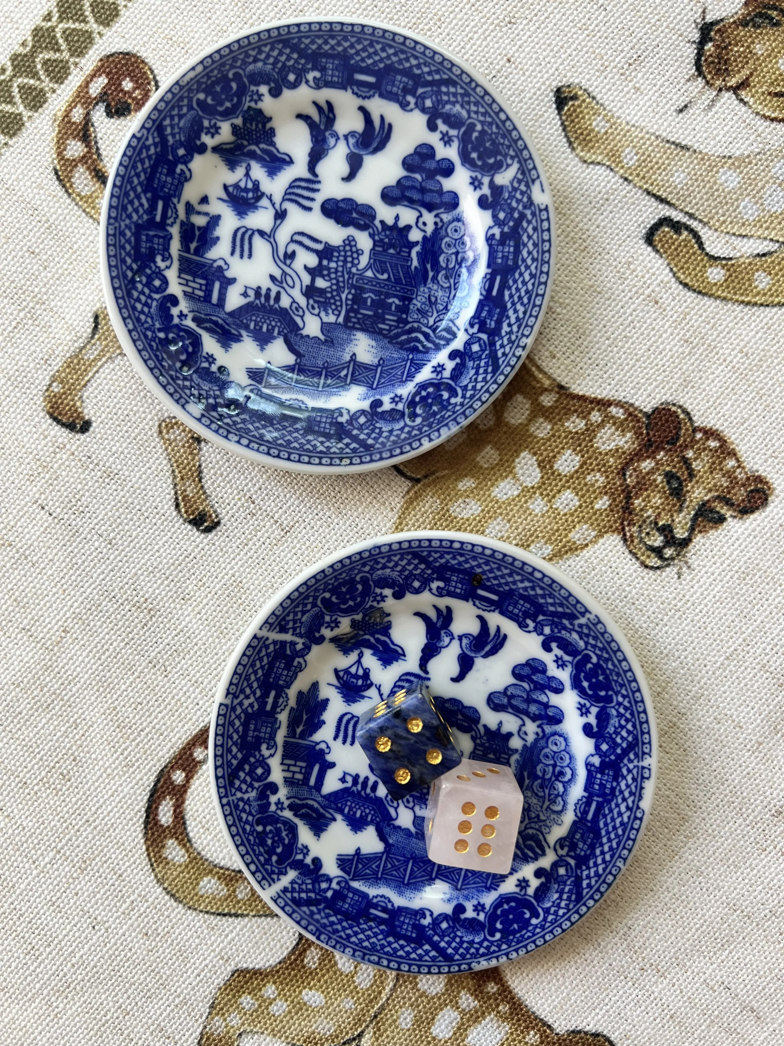 Blue Willow Mahjong Dice Tray Gift Set
