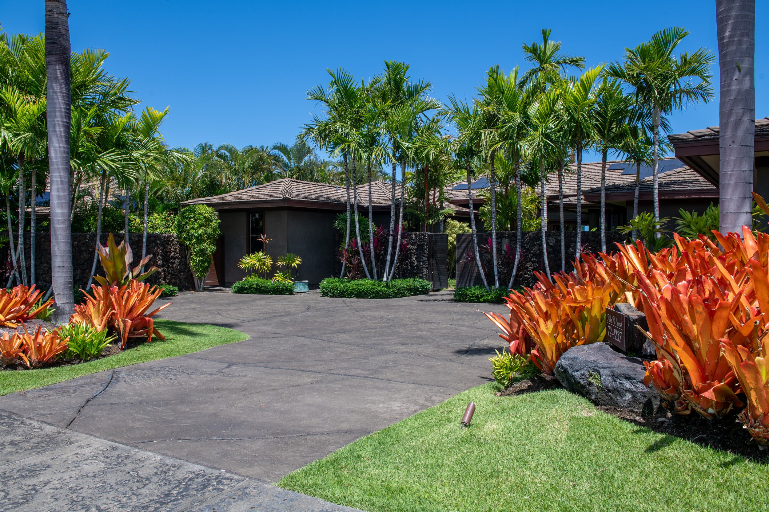 4 Bedroom 5 Bath Hualalai
