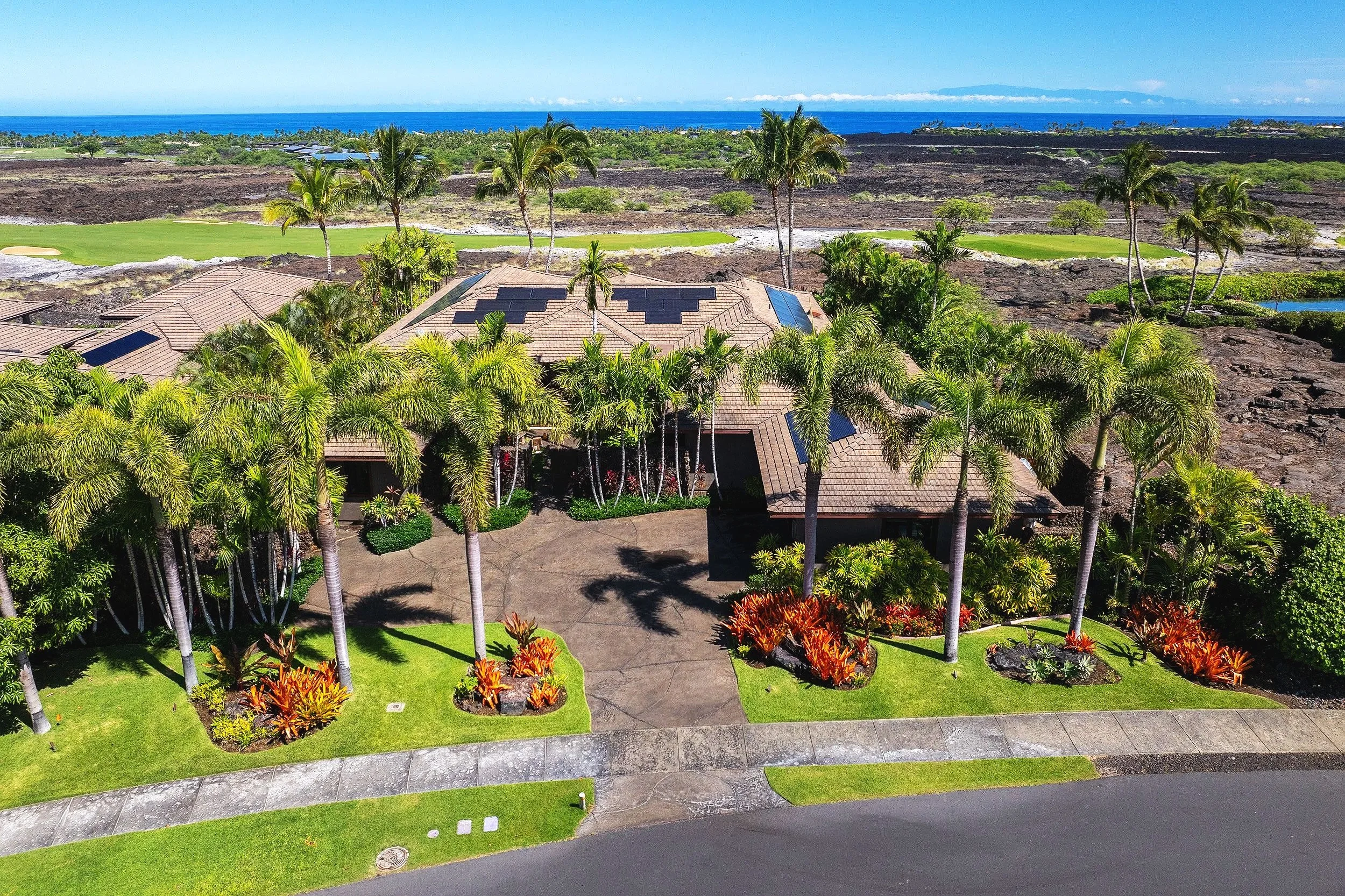 4 Bedroom 5 Bath Hualalai