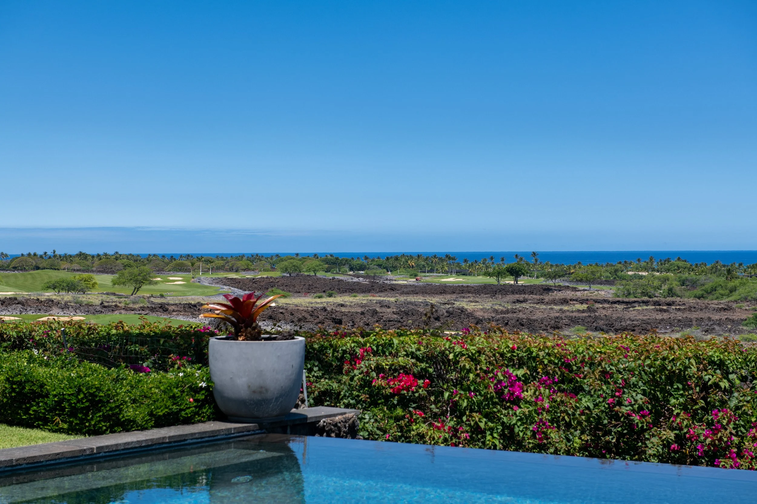 4 bedroom 5 bath Hualalai