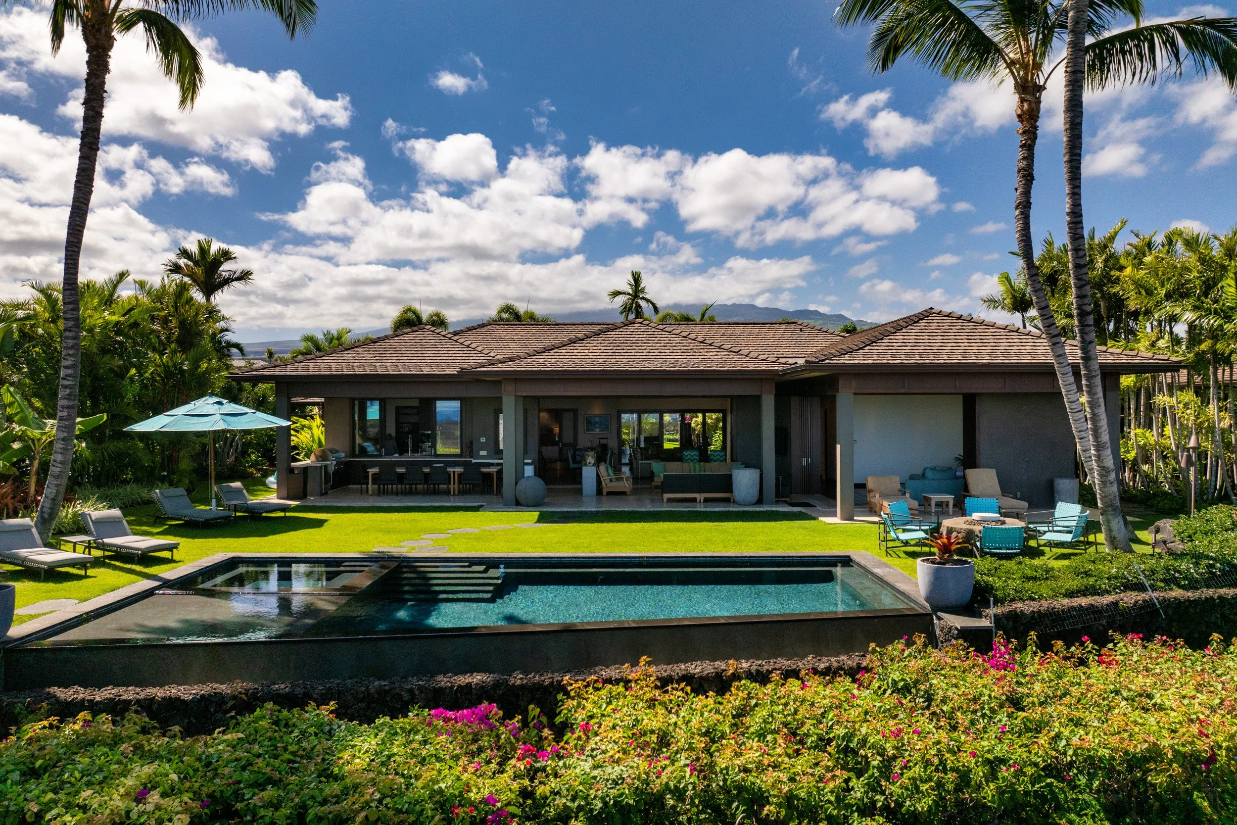 4 bedroom 5 bath Hualalai