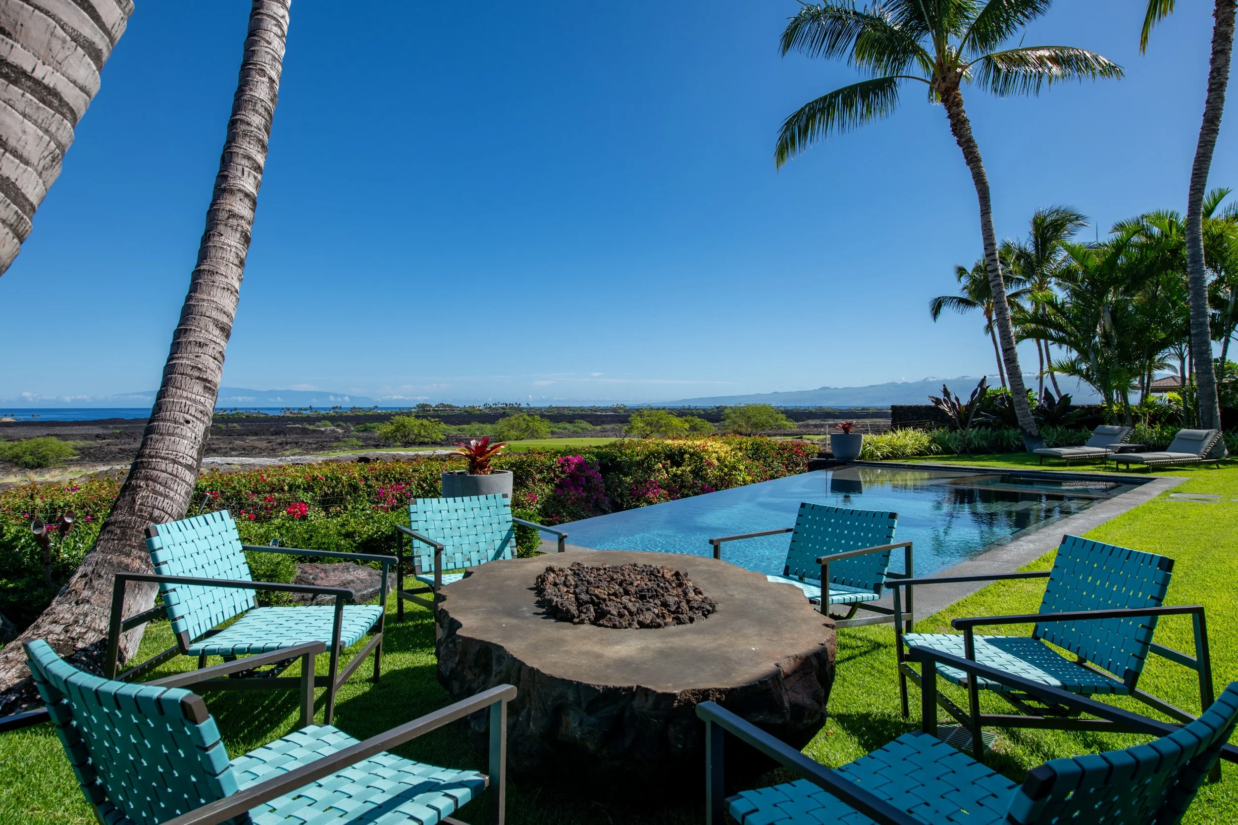 4 bedroom 5 bath Hualalai