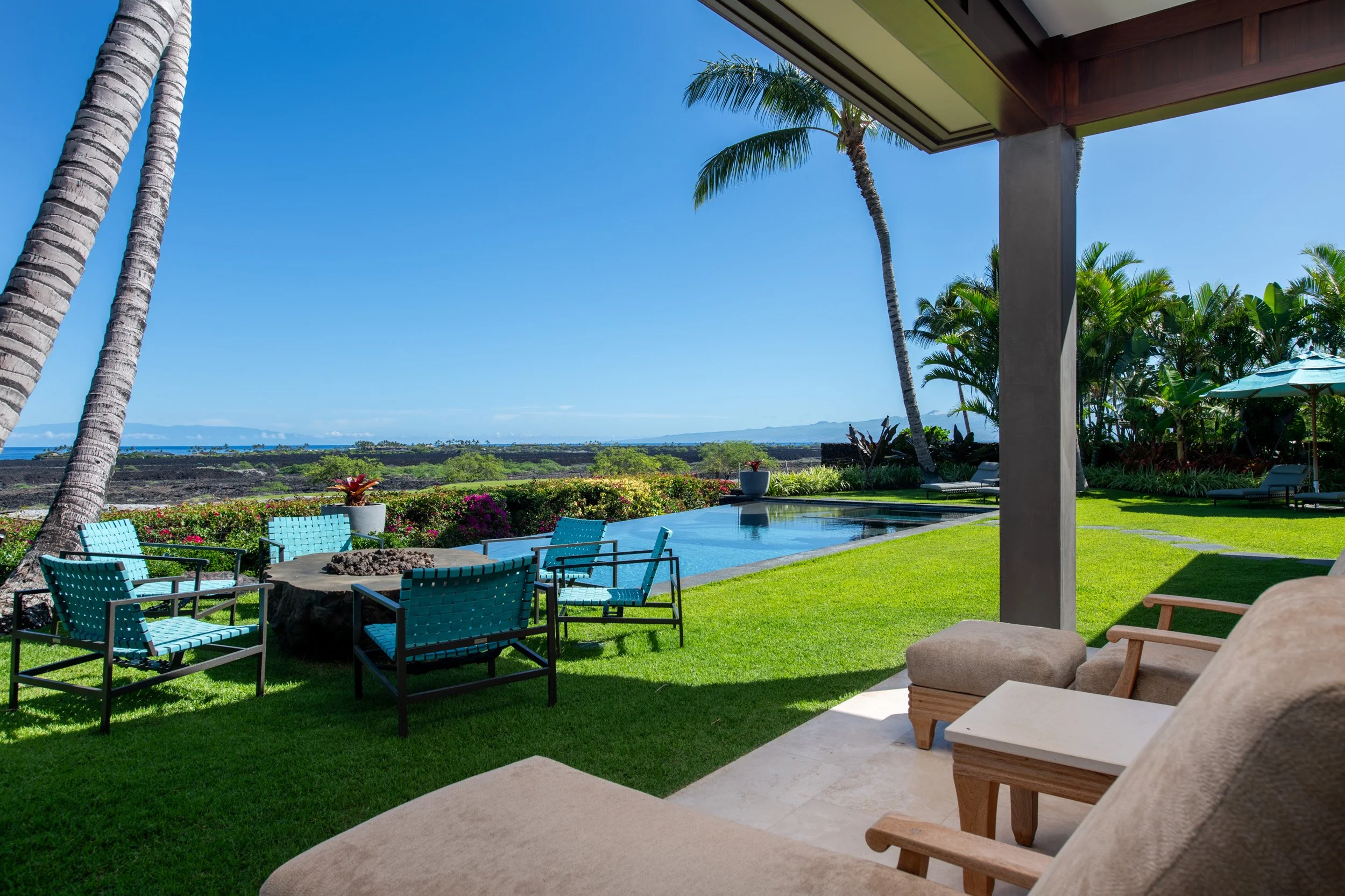 4 bedroom 5 bath Hualalai