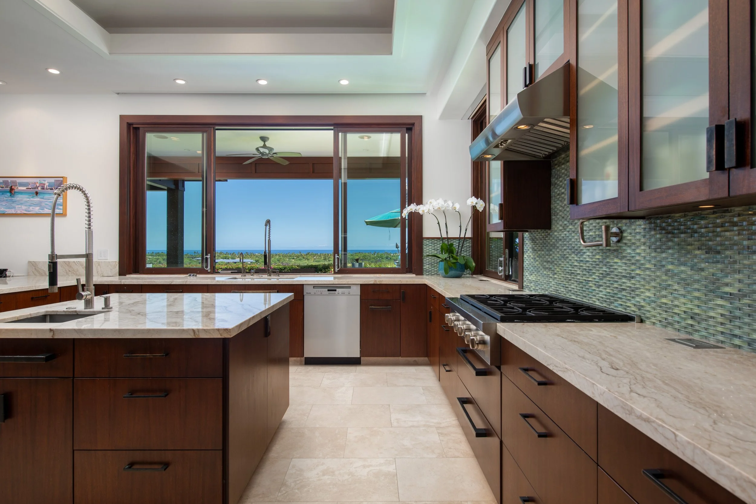 4 bedroom 5 bath Hualalai