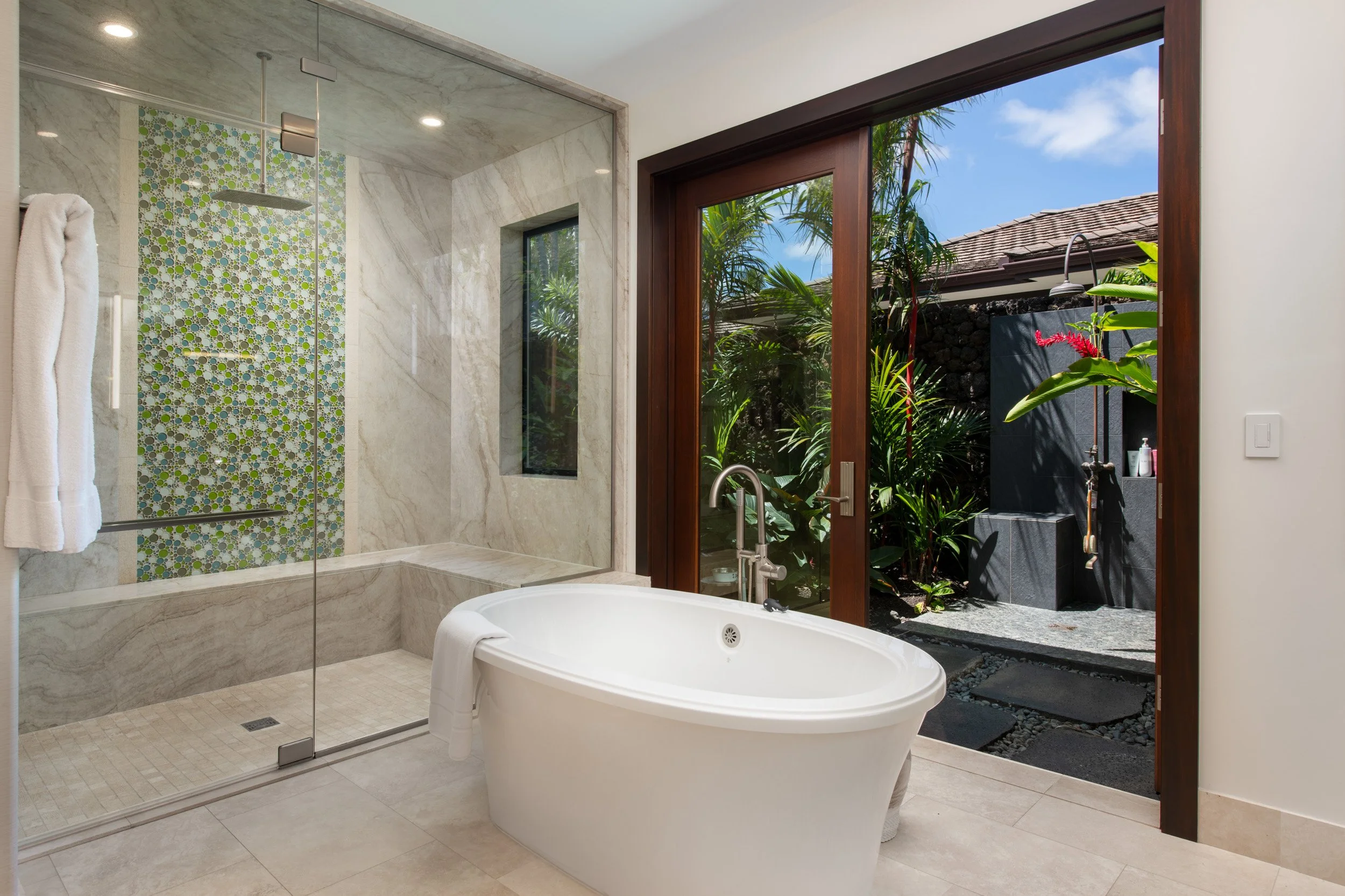 4 Bedroom 5 Bath Hualalai
