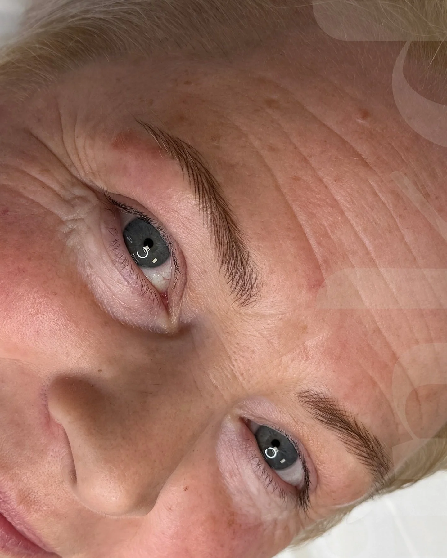 😮&zwj;💨 I WORKED for my wage today!! 

Just one of my gorgeous ladies from today, loveddddd doing these. Gorgeous skin, sat like a dream, gorgeous brow pattern 😘👌🏻 *chefs kiss*

@vertixneedles 0.33 1RL @ 0.25 3RL from my guys @killerbeautypmu (o