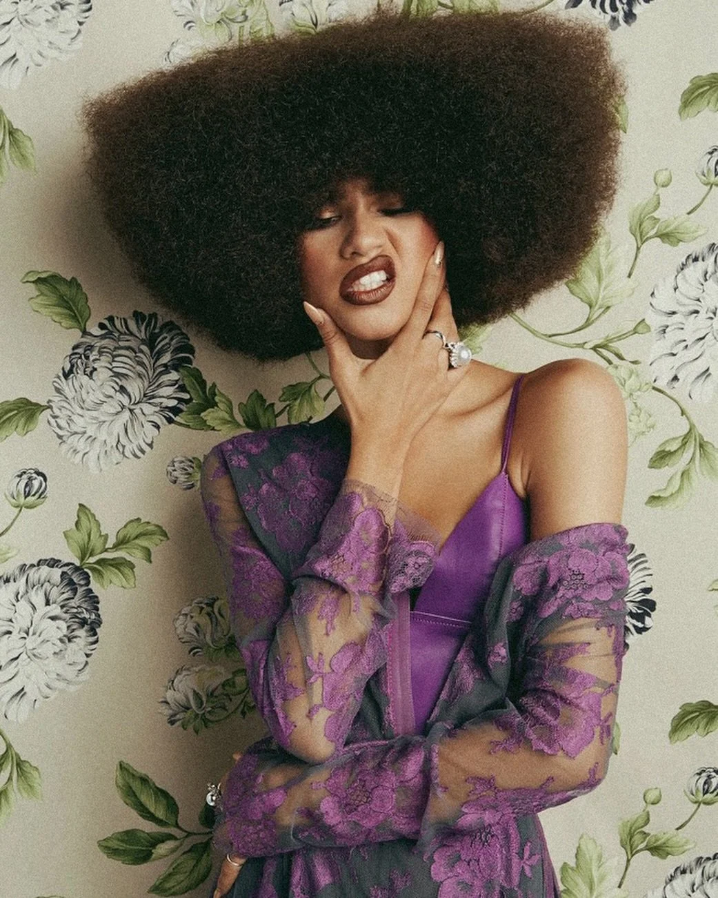 One of my FAVORITE photoshoots to date that I was blessed to Creative Direct for our Mane Addicts feature. 

@zendaya was a pure source/mastermind.
@larryjarahsims a high vibrational hair God.
@allanface a gem AND a force to be reckoned with.
@luxury