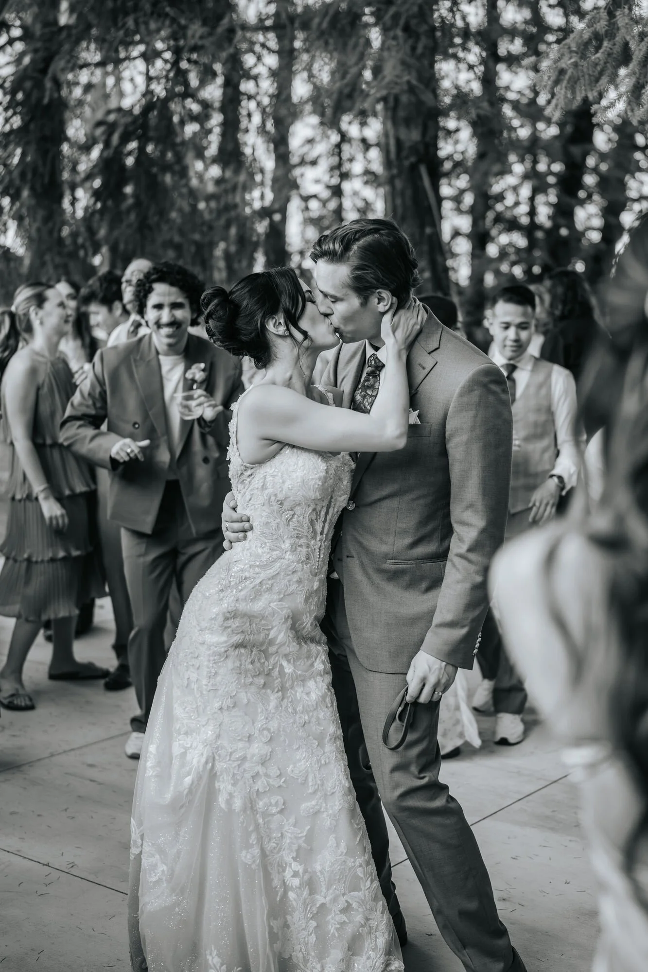 Tex Kelly Productions black and white wedding photography — bride and groom first dance in Humboldt County, Northern California wedding photographer