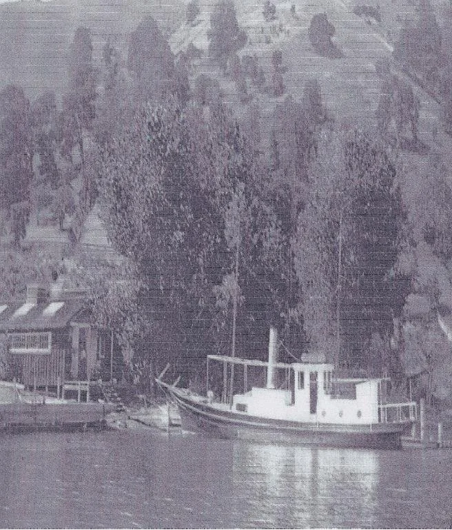 Floyd_Boat.jpg