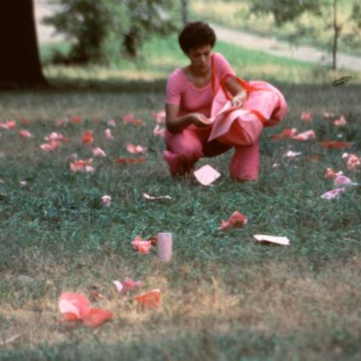 BAMPFA Presents | Maren Hassinger: Pink Trash at Crescent Lawn —Performance @ UC Berkeley