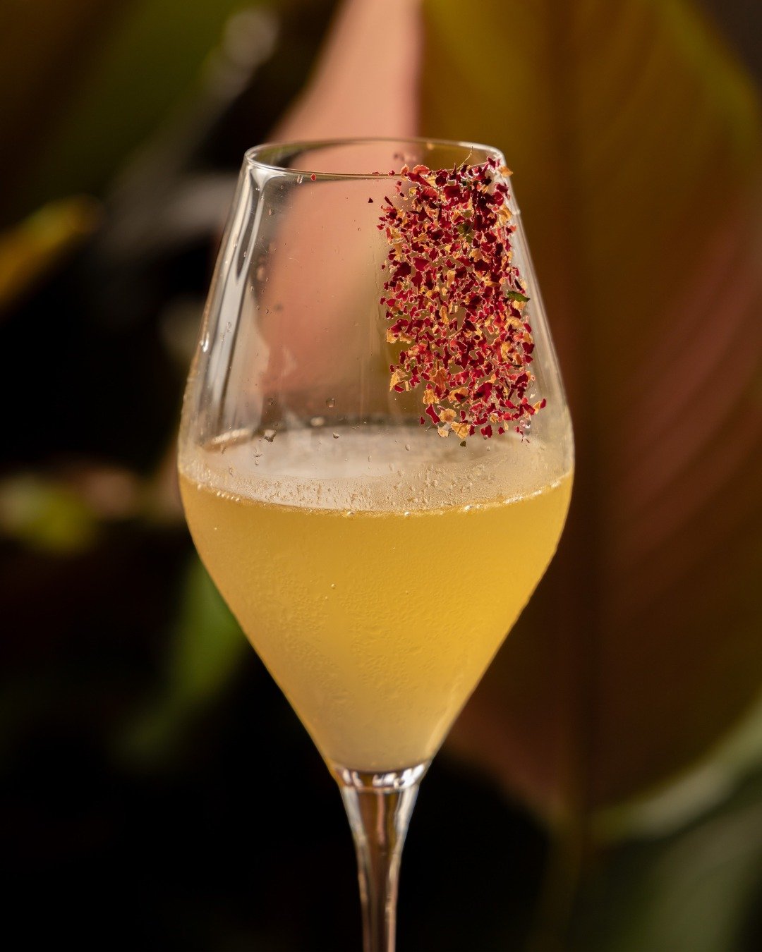 Utopia, the name says it all.

Elegant, vibrant, and just the right touch of unexpected. A cocktail that turns any night into something a little more unforgettable.

🔗 Link in bio to grab your spot.
💬 LINE: paradiselost

#ParadiseLostBangkok #Utopi