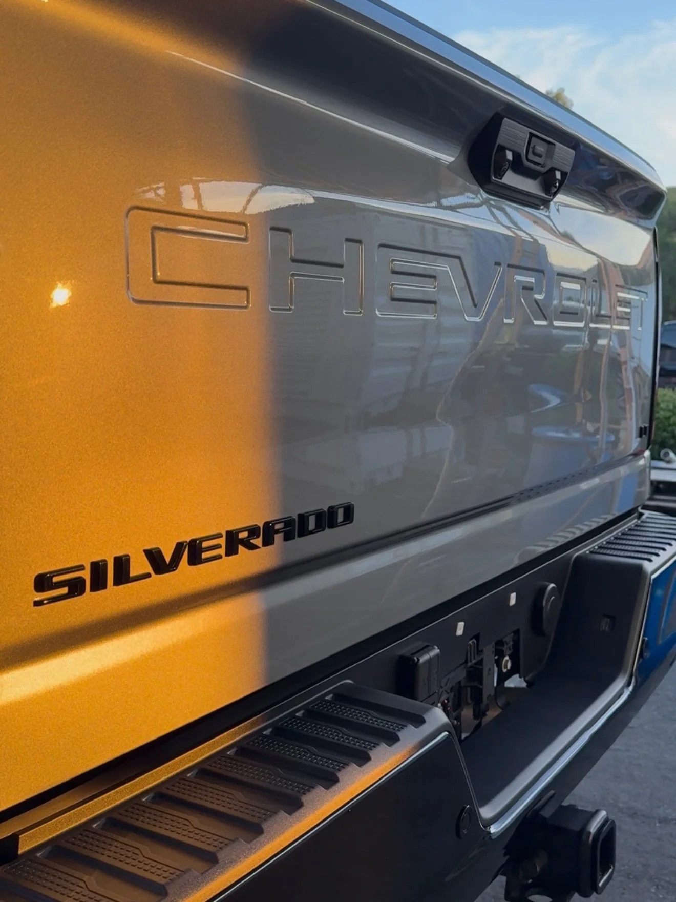 A brand new 2026 2500 HD Silverado leaving even newer than before. And we didn&rsquo;t just stop at the paint, all glass was polished and coated, as well as dismounting the wheels/tires to polish and coat the wheels. A big thank you to Pump Pod USA t