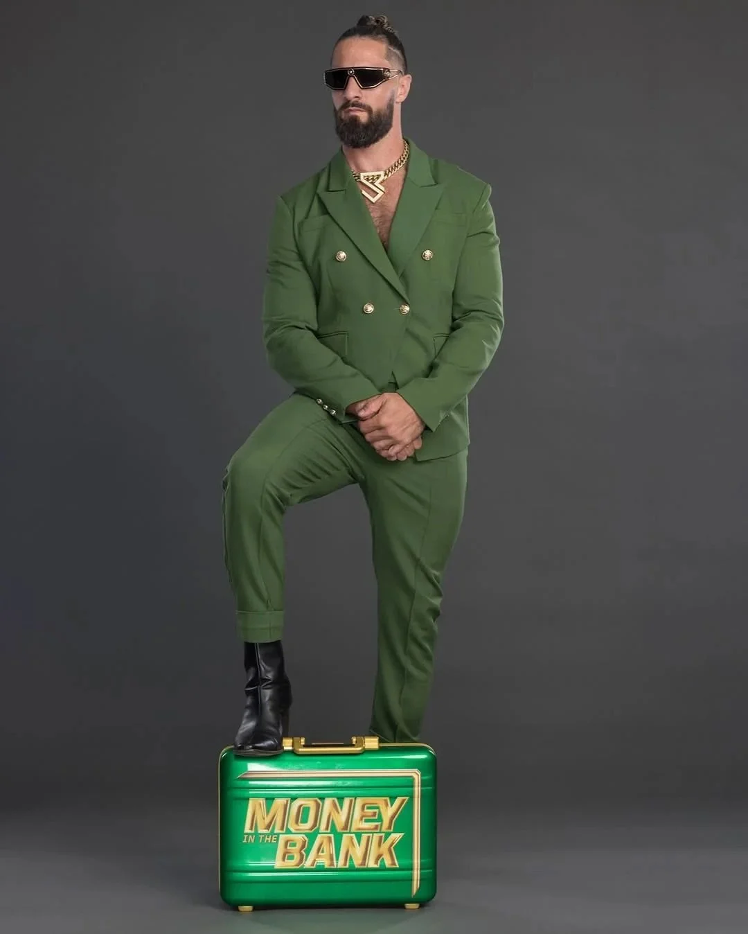 seth-rollins-money-in-the-bank-photoshoot-v0-hajkj3z3b68f1.jpeg