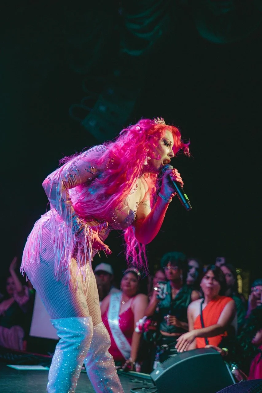 Chrissy Chlapecka_AshlyNicolePhoto_0115 2 Large.jpeg