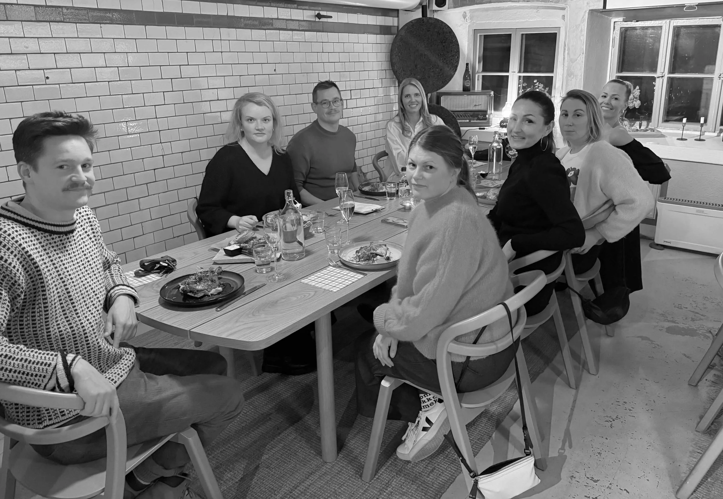 “Pilatespaneeli” ohjaajien kanssa ravintola Kastussa 