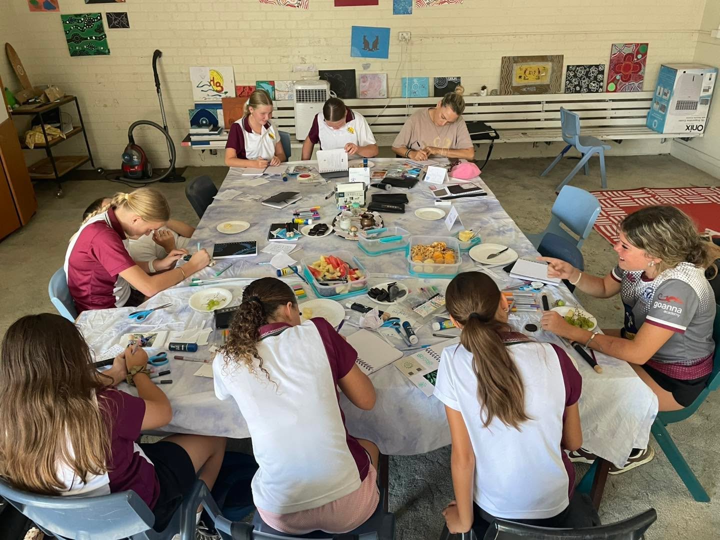 Last week the Sista Business girls at Macksville gathered again in circle. 

Each session begins with a Yarning Circle where the girls can check in, share what&rsquo;s on their hearts, and listen to one another.

From there we move into creative cult