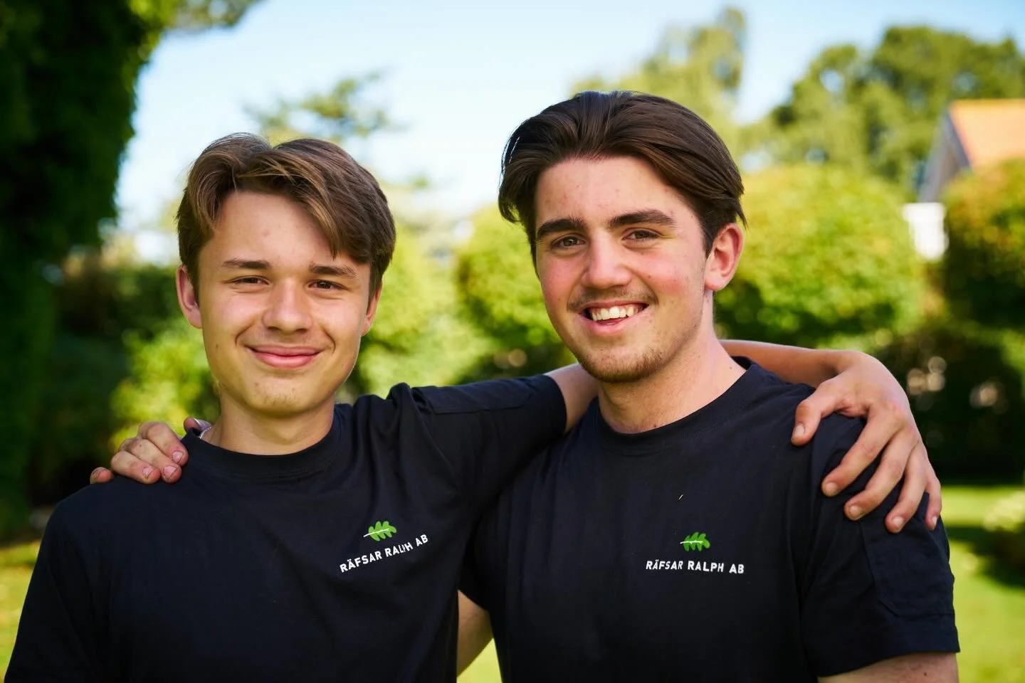 God jul &amp; gott nytt &aring;r! 

Jag vill ta tillf&auml;llet i akt att tacka v&aring;ra fantastiska kunder f&ouml;r att ni har f&ouml;rgyllt det h&auml;r &aring;ret. Tack f&ouml;r ert engagemang, er feedback och ert f&ouml;rtroende &ndash; det bet