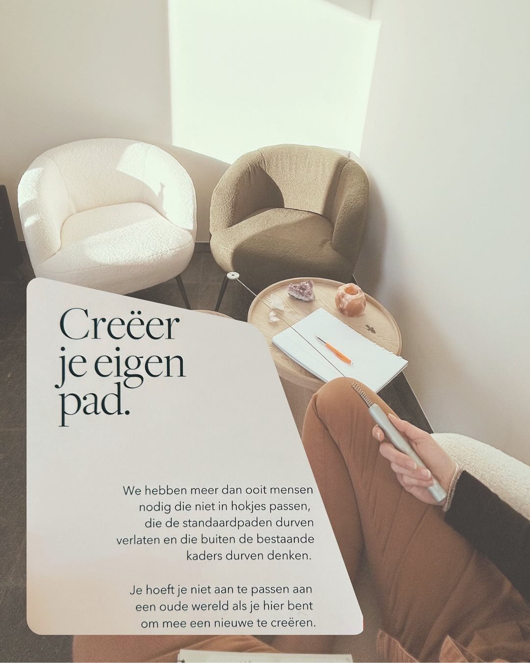 BAM.. hij kwam binnen..
 
Een sessie op mezelf, omdat ik voelde dat ik mezelf 
en mijn eigen groei aan het blokkeren was

Alles waar ik op uit kwam linkte met elkaar, 
Het bevestigde me waar ik op vast liep,
Wat gezien mocht worden en wat ik los mag 