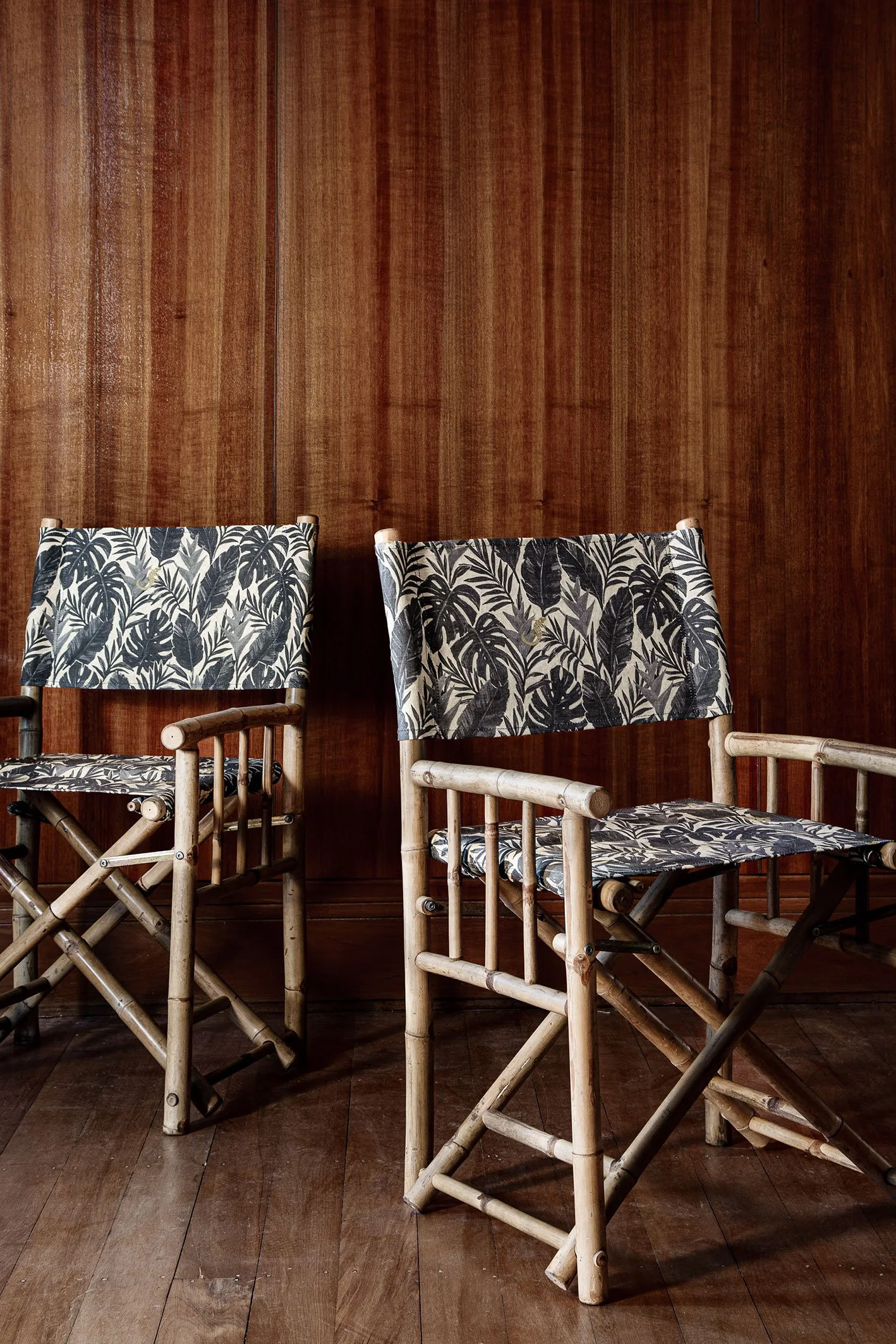 thesewalls-8th-verdure-onyx-directorschairs.jpg