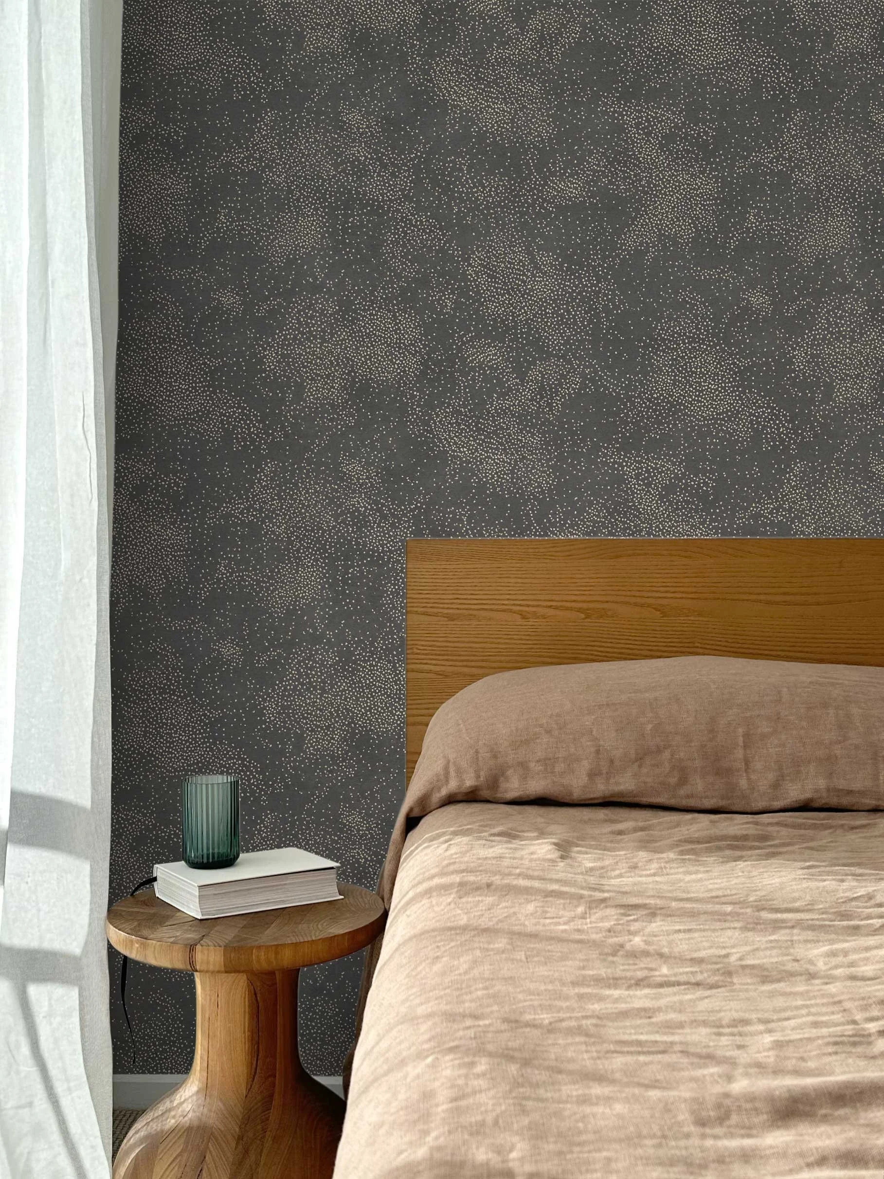 thesewalls-8th-wallpaper-insitu-bed-mazzy-onyx.jpg
