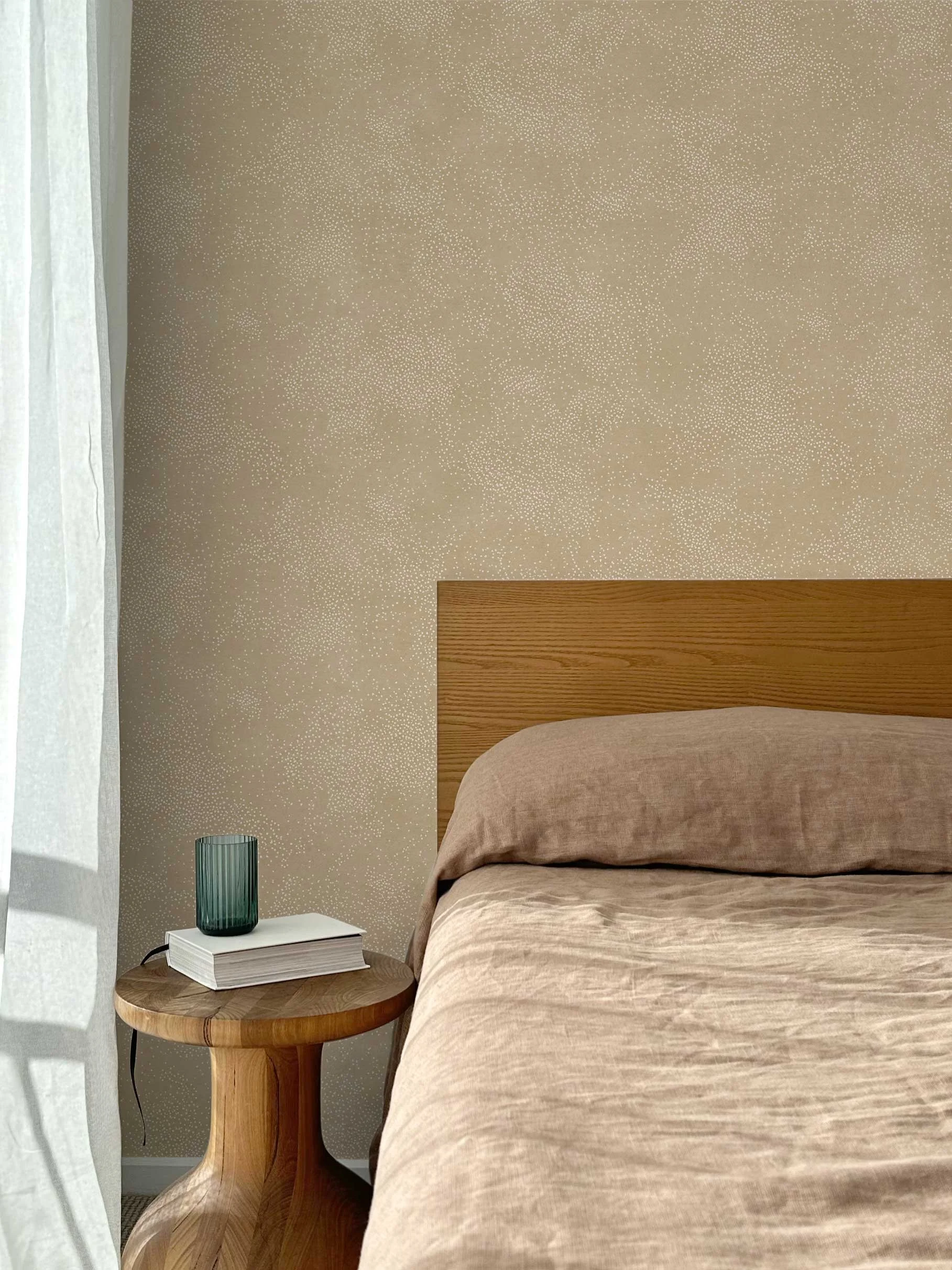 thesewalls-8th-wallpaper-insitu-bed-mazzy-topaz.jpg