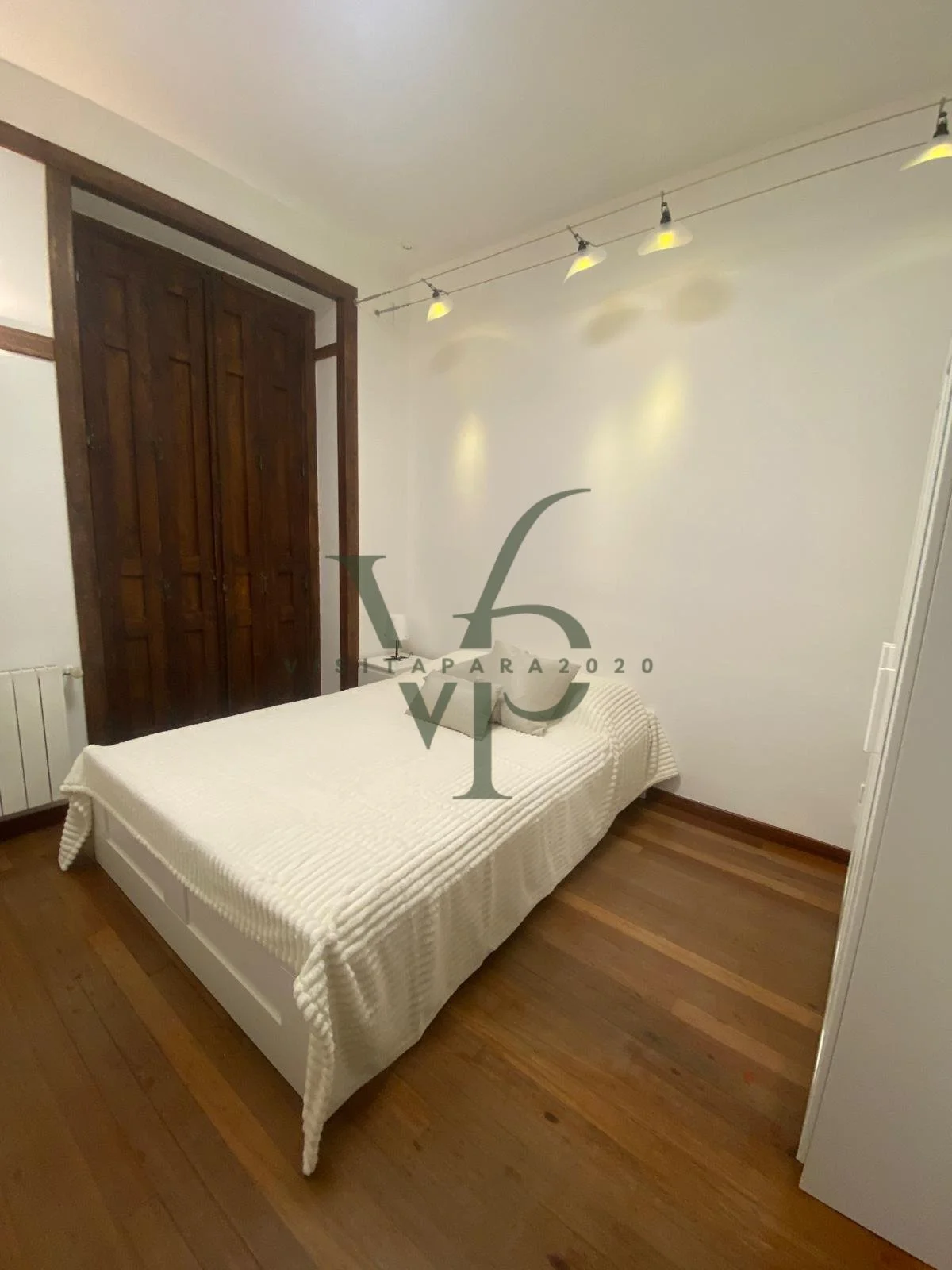 WhatsApp Image 2025-11-28 at 19.37.51 (5).jpg