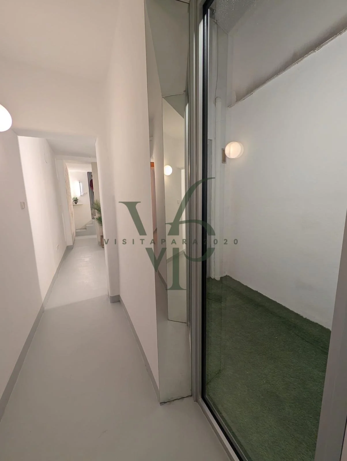 WhatsApp Image 2025-11-28 at 18.40.42.jpg