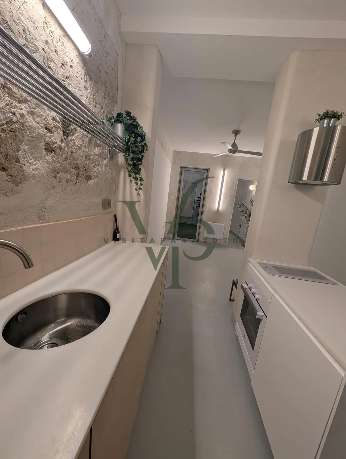 WhatsApp Image 2025-11-28 at 18.40.42 (6).jpg