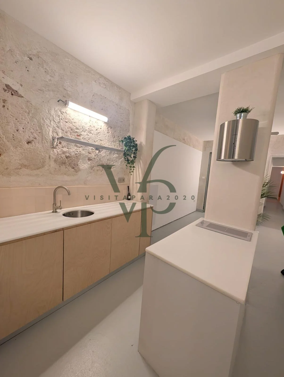 WhatsApp Image 2025-11-28 at 18.40.43 (2).jpg