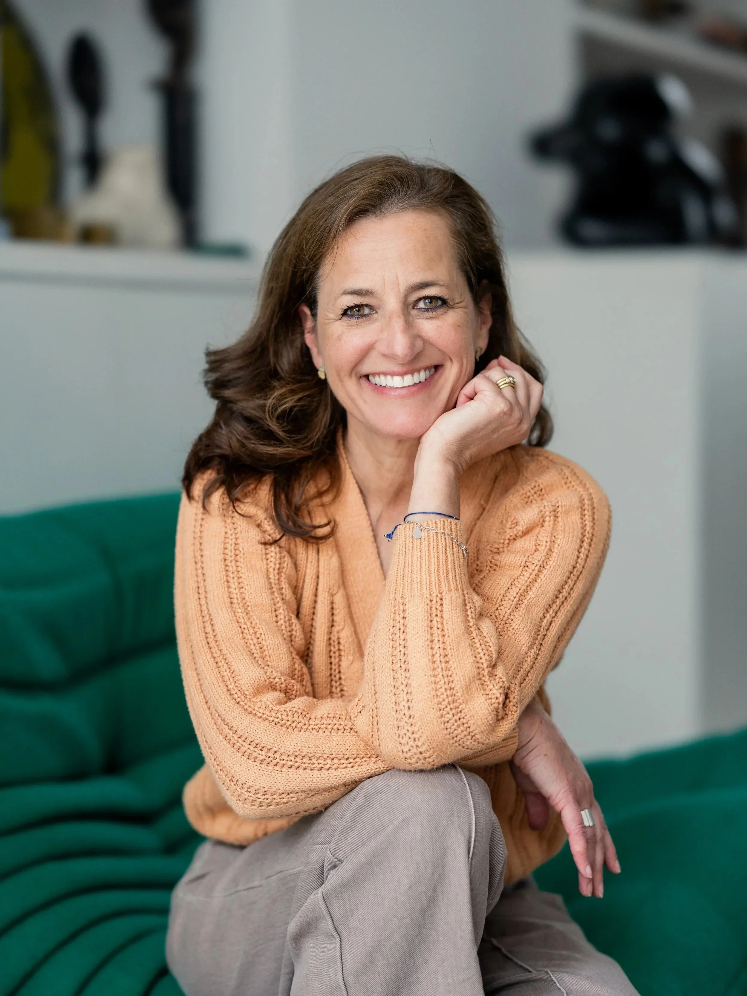 Portrait de Vanessa Abramow, coach certifiée ICF à Bruxelles.