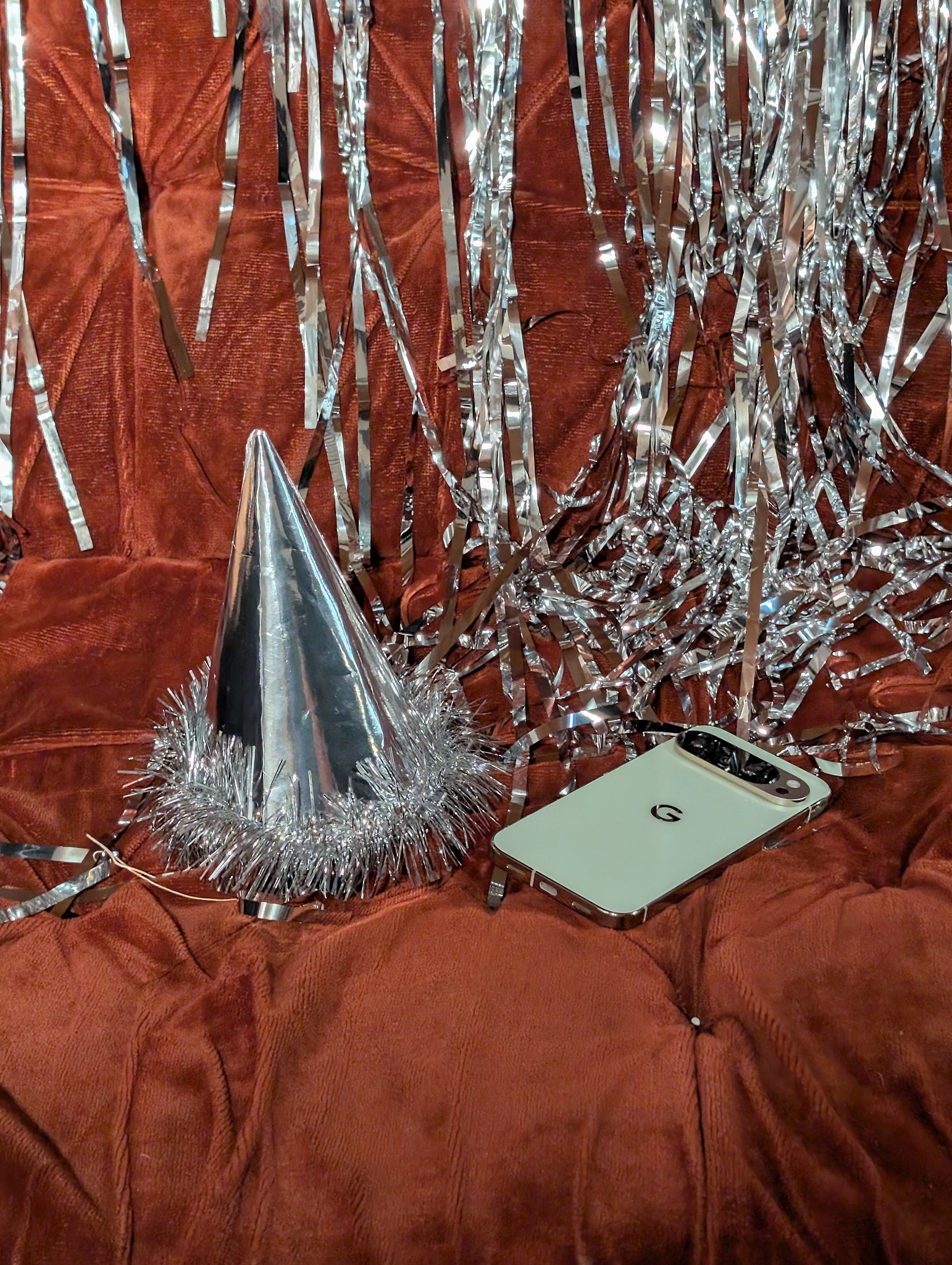 Google Pixel XMAS25_Poppy Thorpe_2.jpg