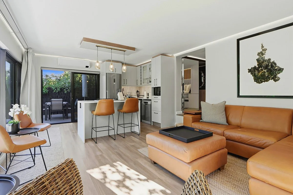 Lounge 4.jpg