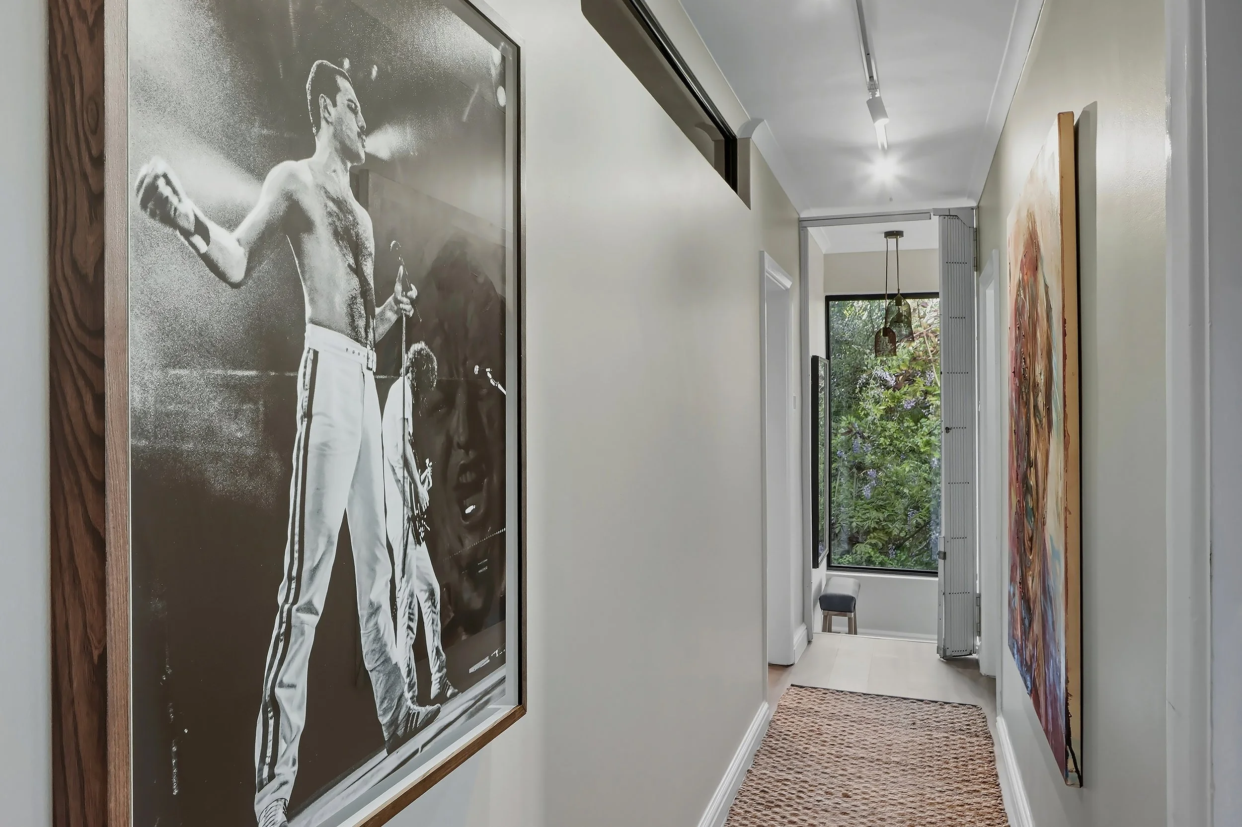 Hallway.jpg