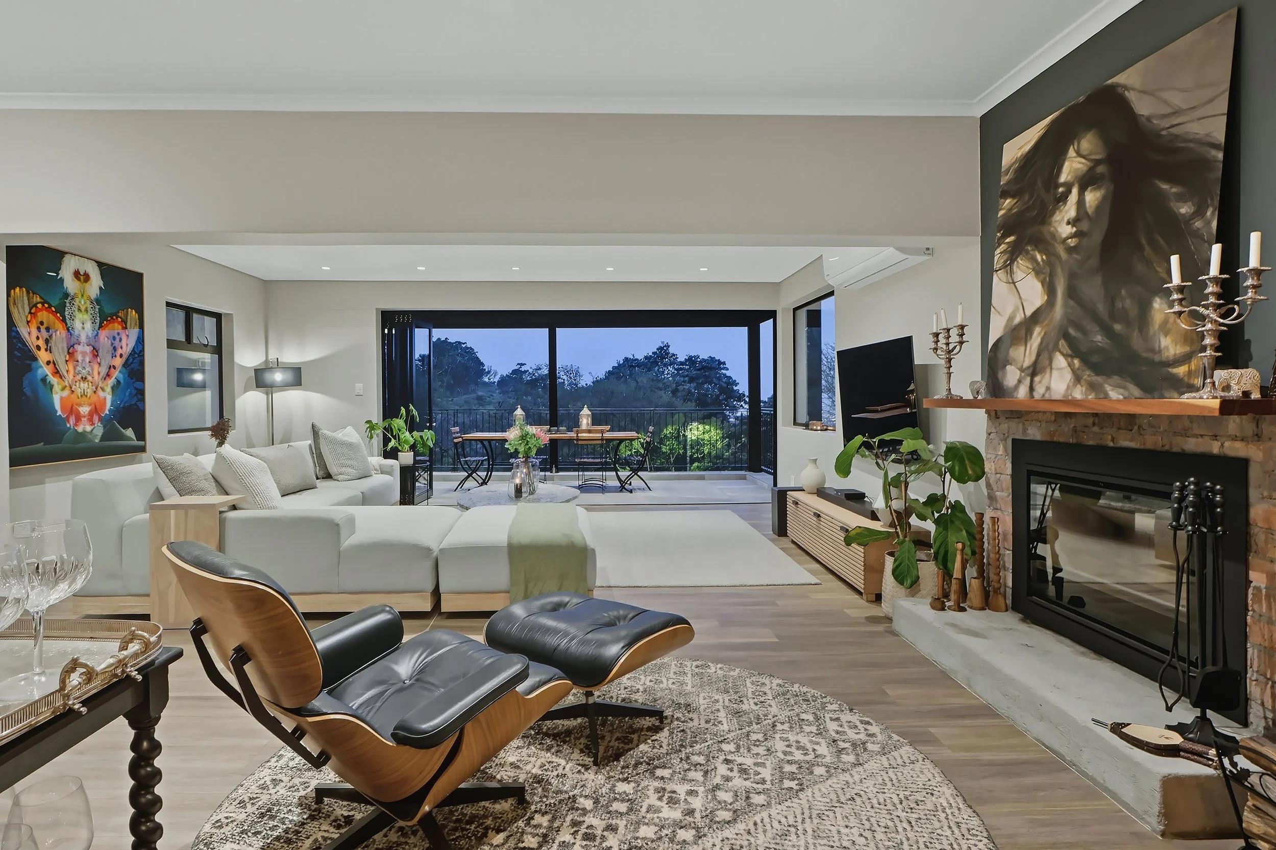 Lounge Main dusk.jpg