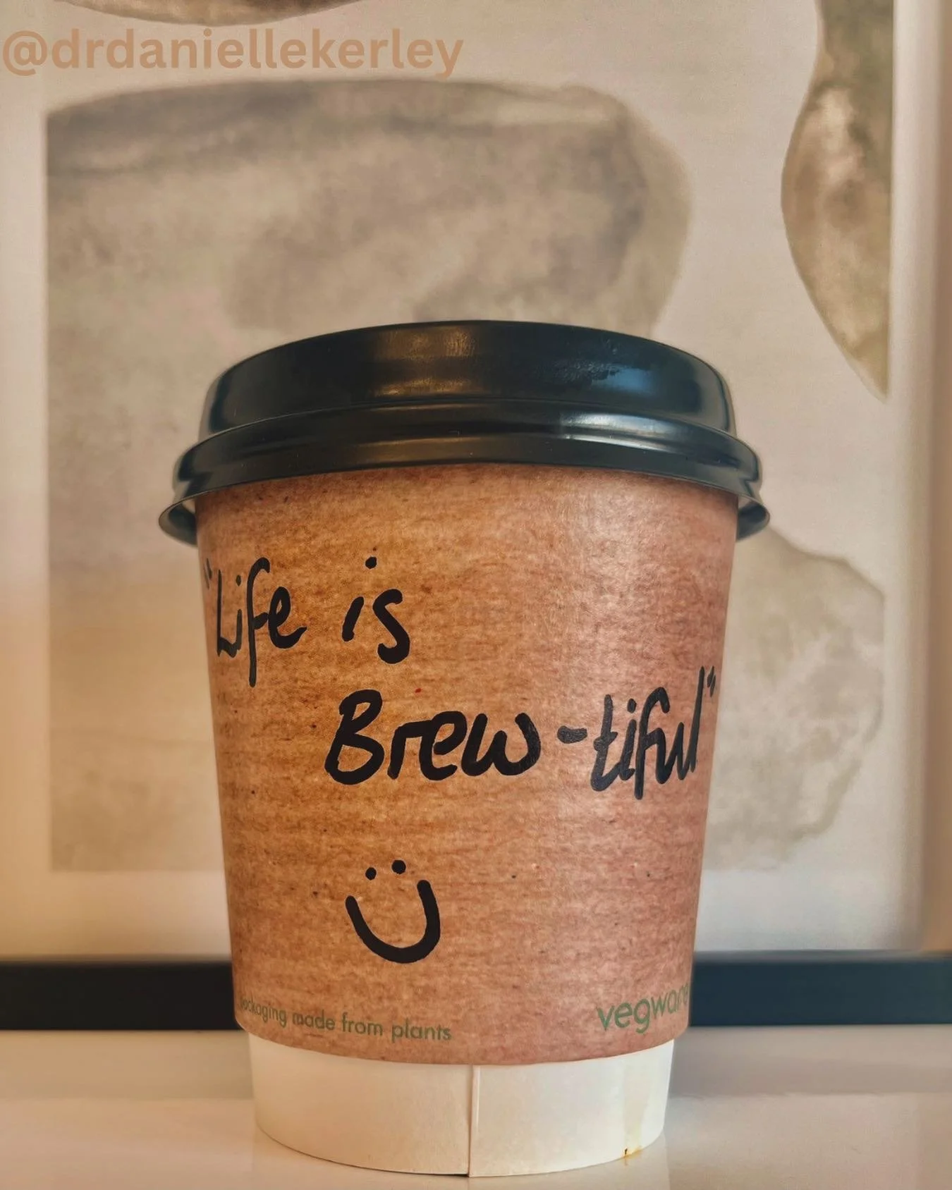 Because we all need a little reminder sometimes - Happy Friday! ☕️☀️