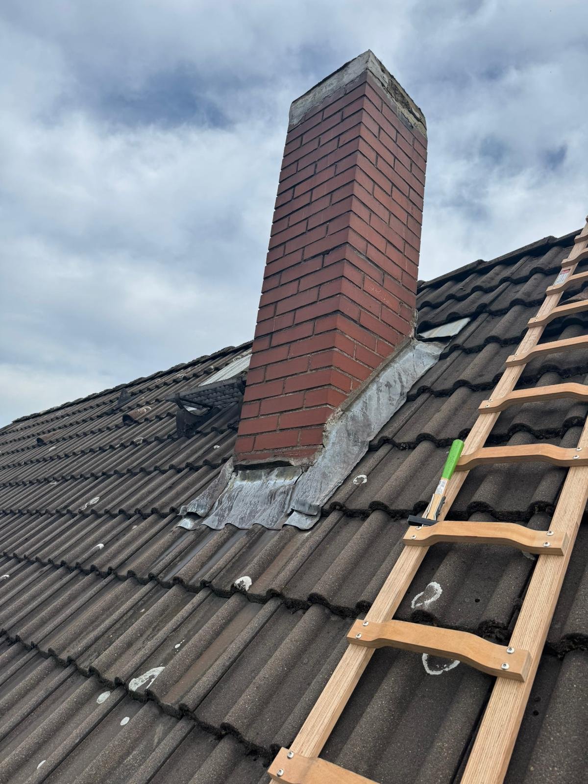 PHOTO-2025-09-09-17-37-03 2.jpg