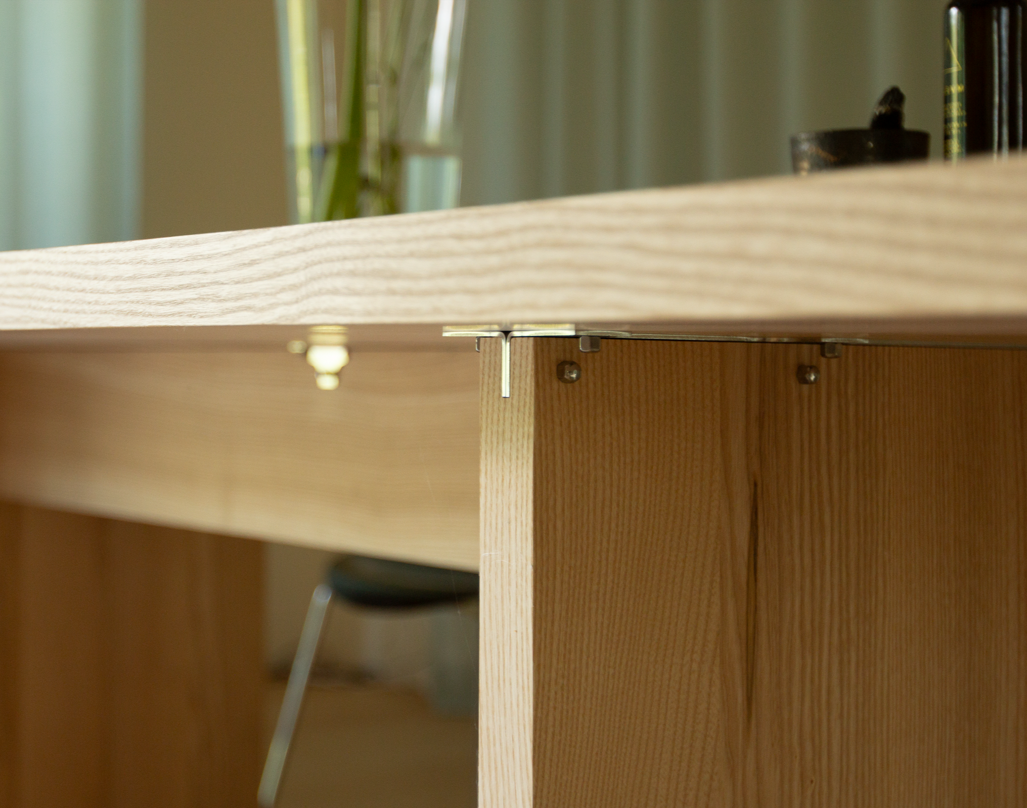 Esstisch dining table design Jonas Heimann Bahls Halle saale Tischler Tischlerei