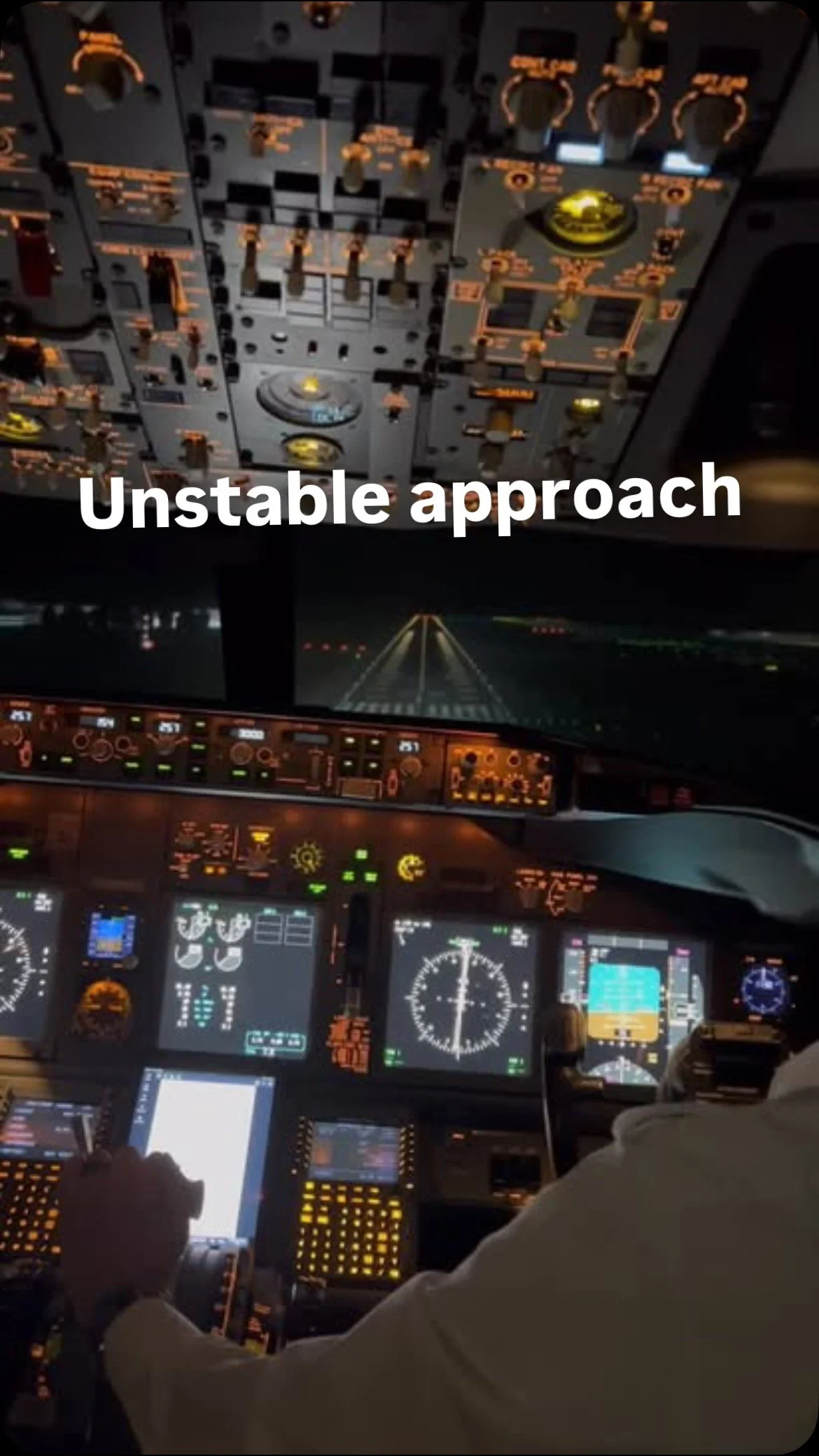 ✈️ Managing an Unstable Approach
When you decide to go around it’s important to take a moment to think through your actions before pushing TOGA. Resist the urge to rush.
That moment of discipline helps prevent:
✅ Incorrect mode selections
✅