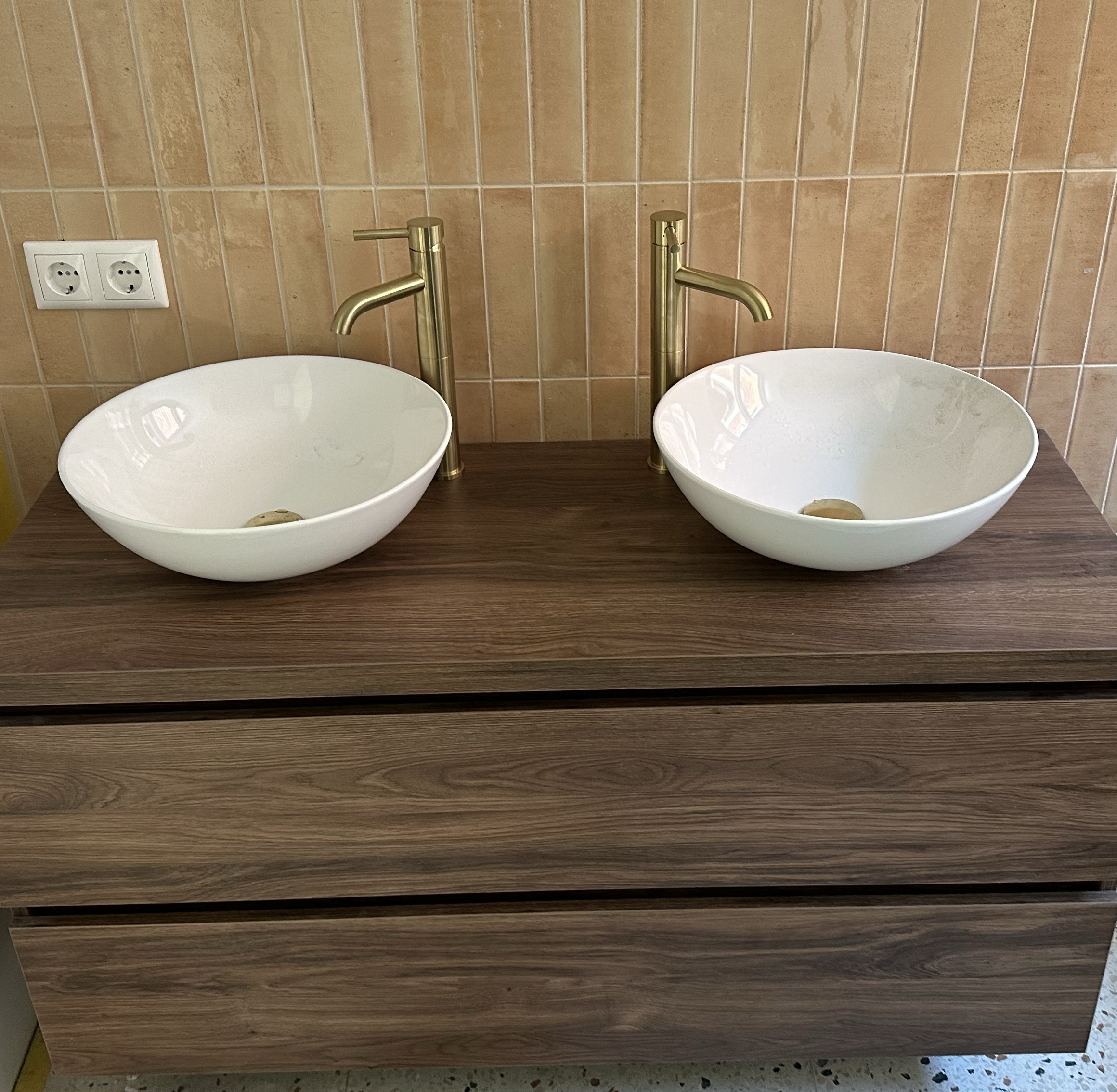 N.D. Bernard Loodgietersbedrijf Heenvliet Sanitair