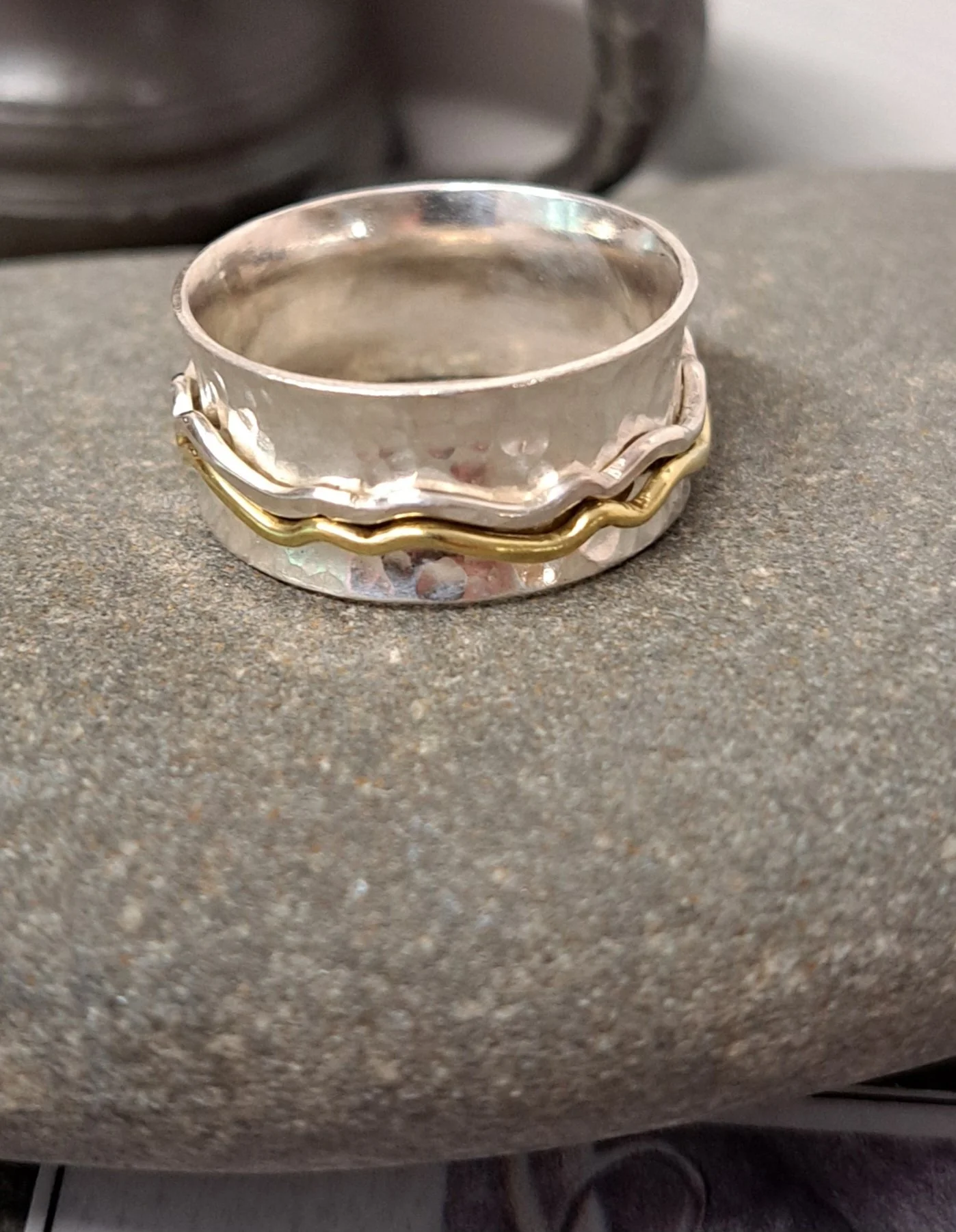 shmj-WiggleRing_090819-1.jpg