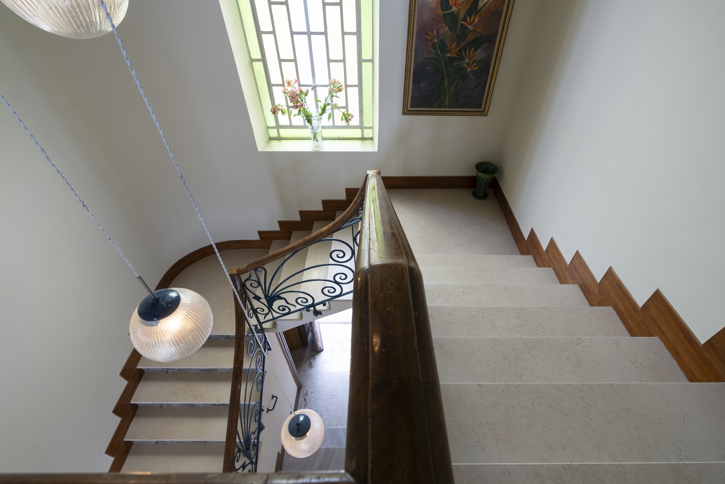 VILLA_staircase5.jpg