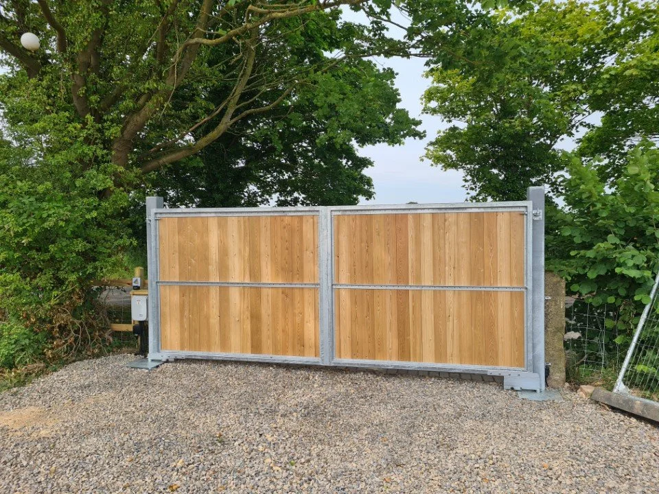 Underground composite gates.jpg