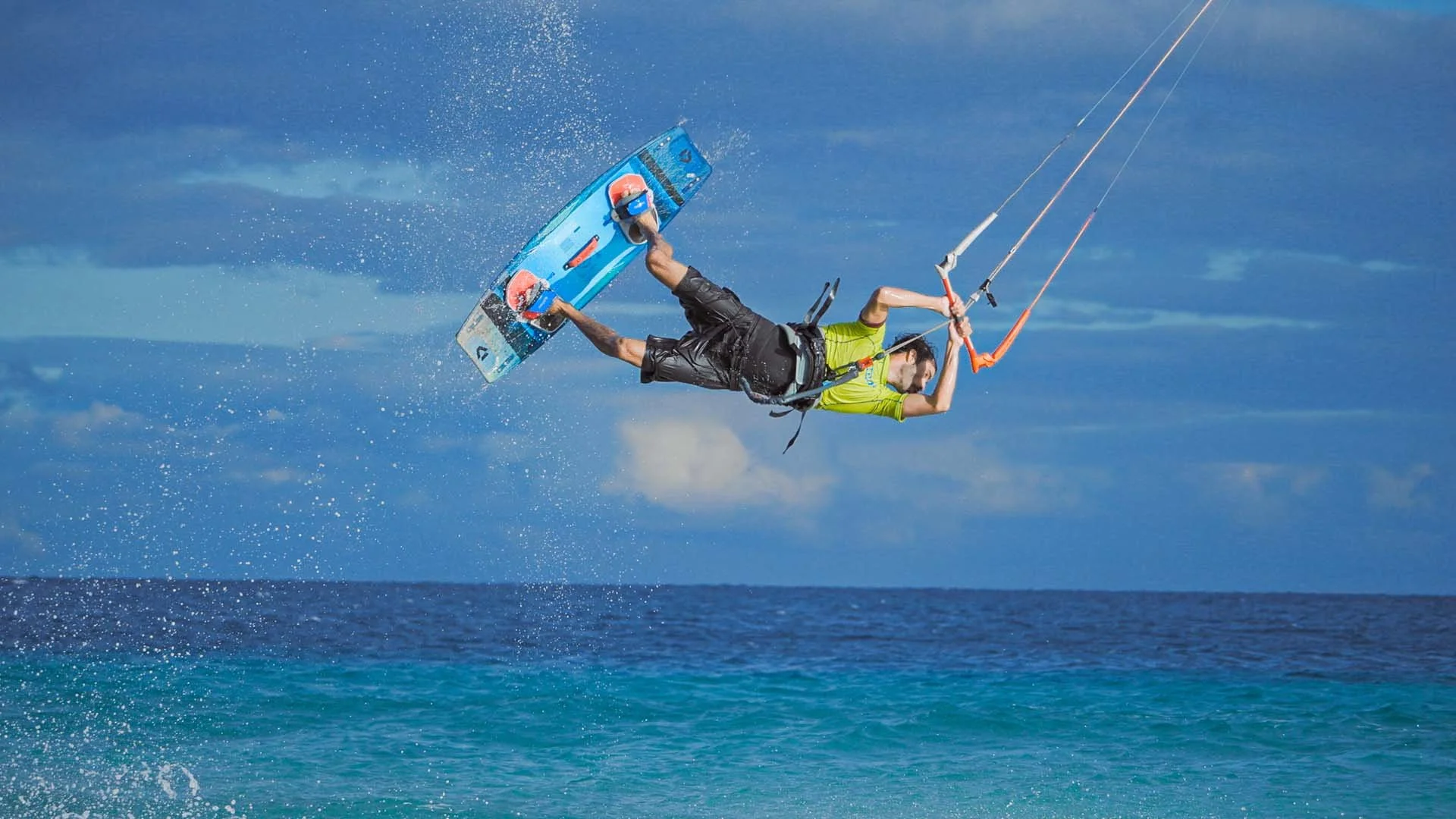 Kitesurfing