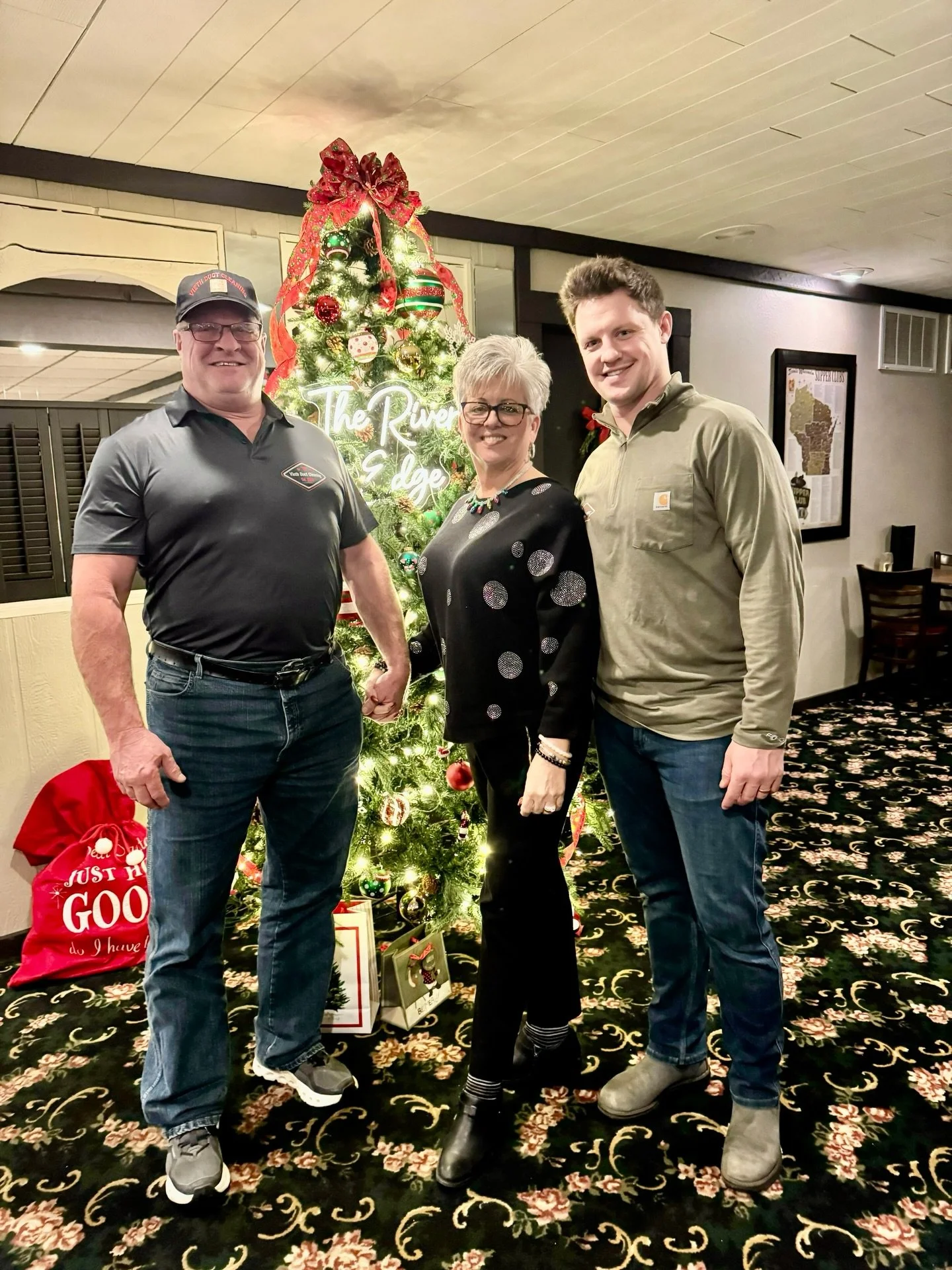 Nothing better than celebrating the season with the crew that makes it all happen. ❤️

Thanks to River&rsquo;s Edge Supper Club for the great food and drinks &mdash; and to our Vieth Duct Cleaning team for another amazing year. 

Cheers to the next o