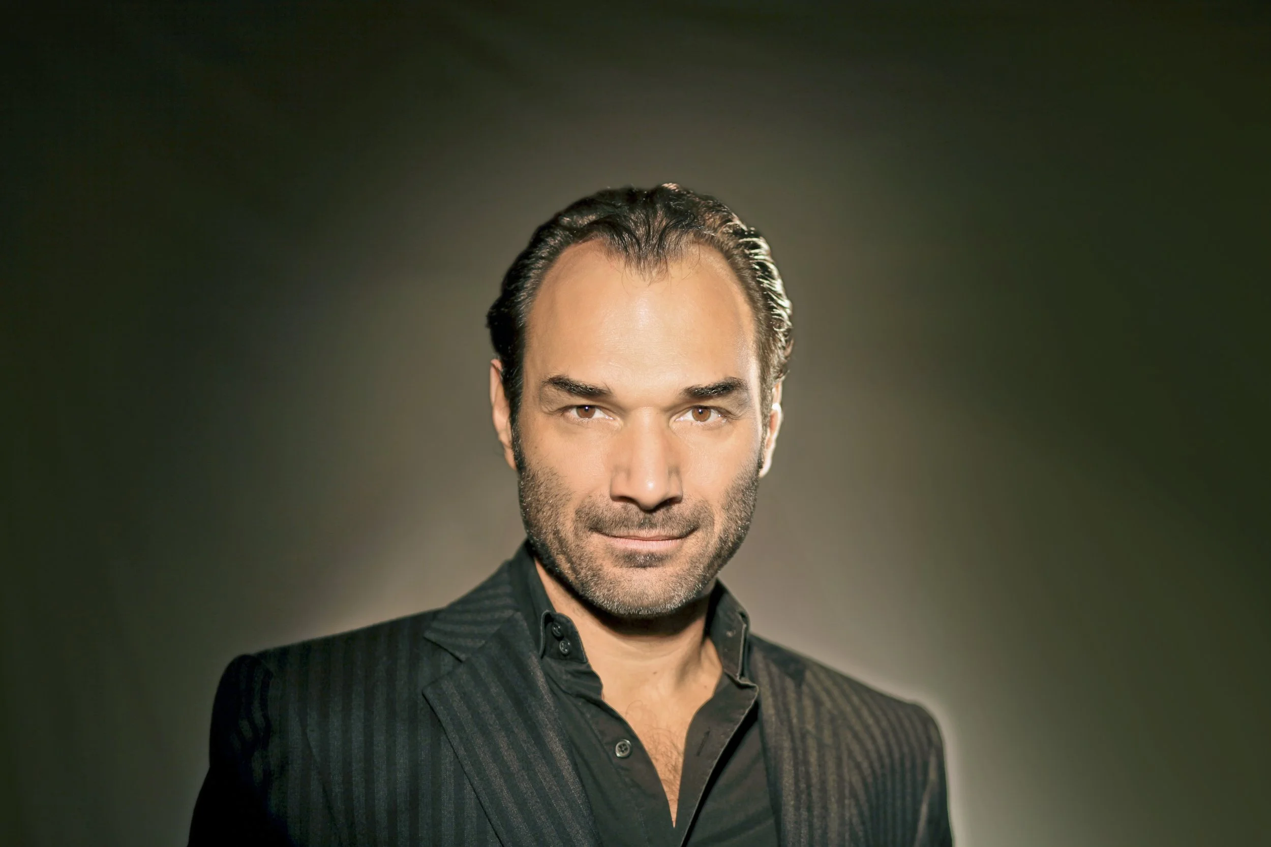 Nikolai Schukoff übernimmt erneut die Rolle des Walter in Mieczysław Weinbergseindringlicher Oper&nbsp;Die Passagierin.