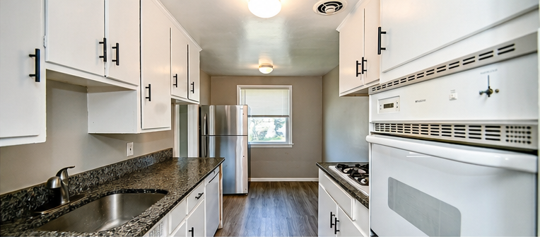 885 S. Green Kitchen 1.png