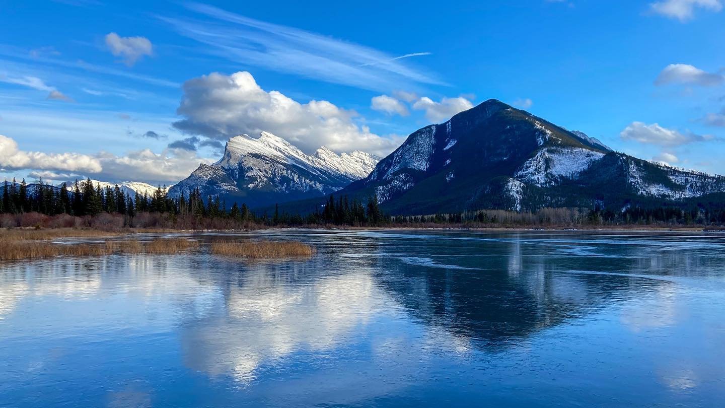 Vermillion Lakes
Banff, Alberta, Canada 🇨🇦 
&bull;
&bull;
&bull;
#Banff #Canada #Alberta #vermillionlakes