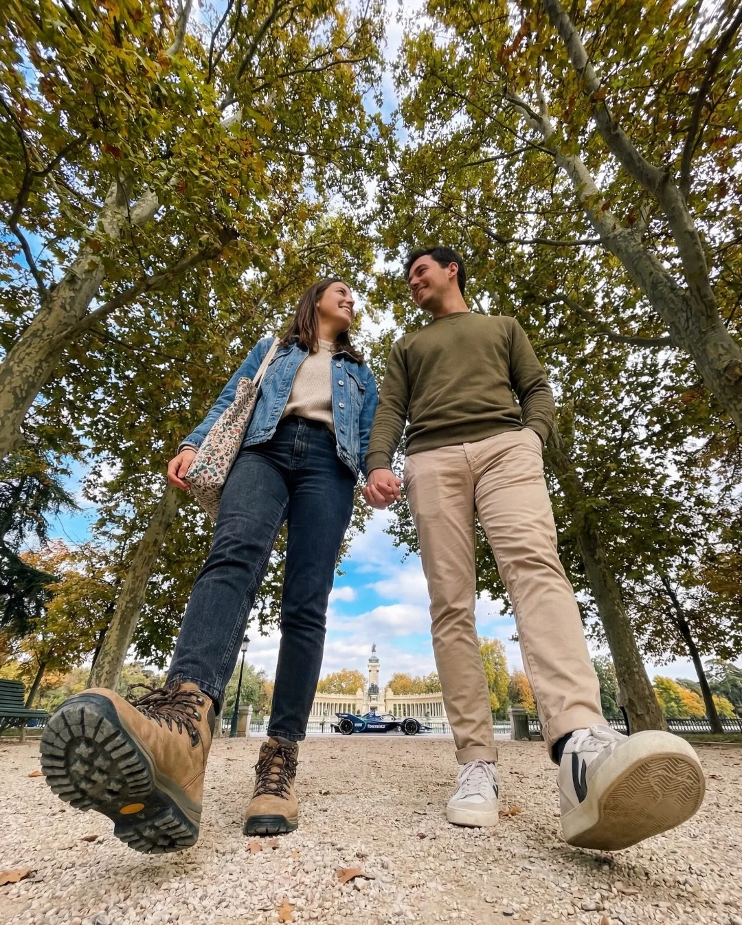 🇪🇸 Dos planes secretos para este finde en Madrid: un chute de adrenalina y una ma&ntilde;ana con la mejor energ&iacute;a de la ciudad. &iquest;Con cu&aacute;l te quedas?

🇬🇧 Two secret plans for this weekend in Madrid: one for an adrenaline rush,